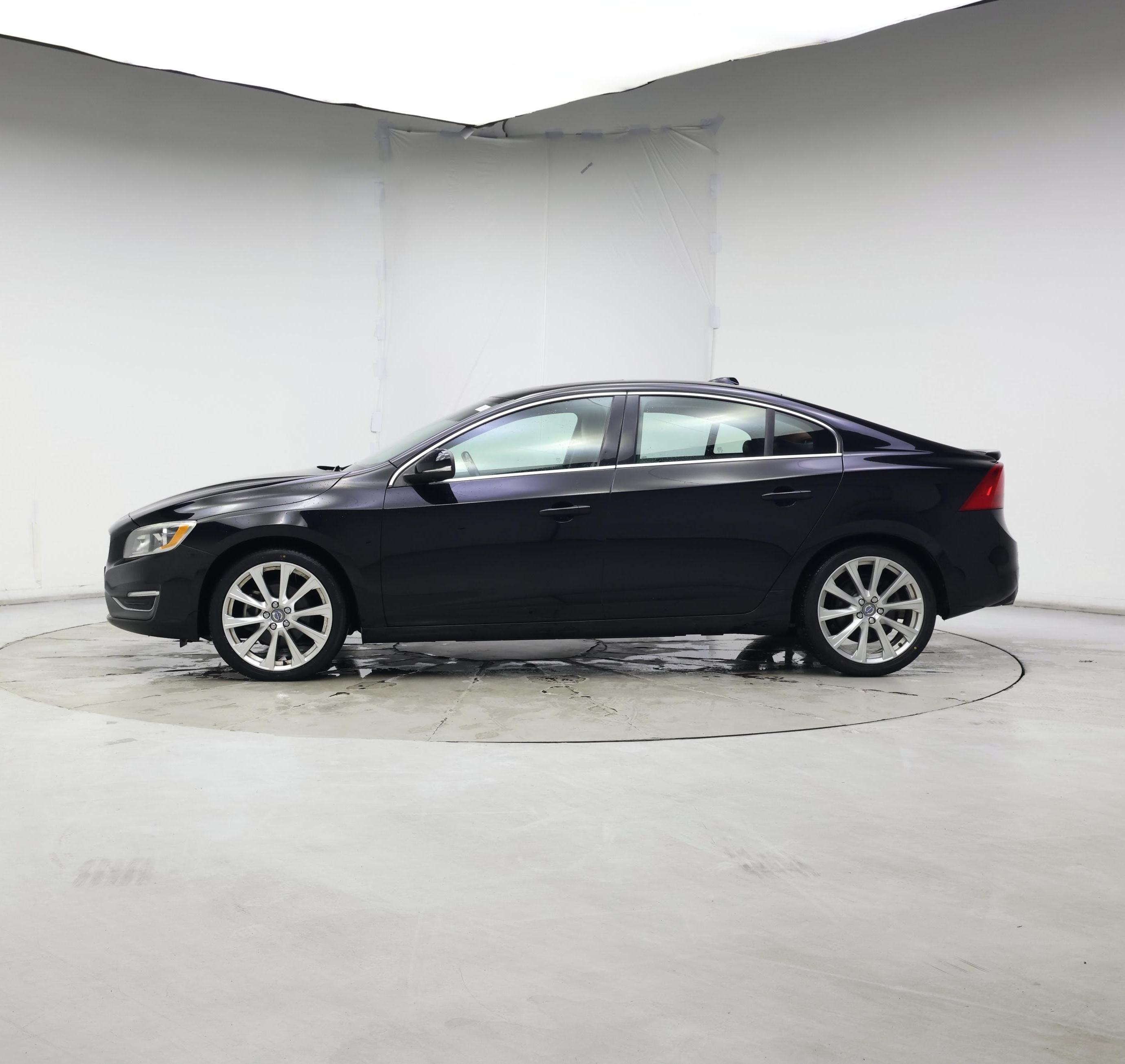 Thumbnail: 2017 Volvo S60 - 3