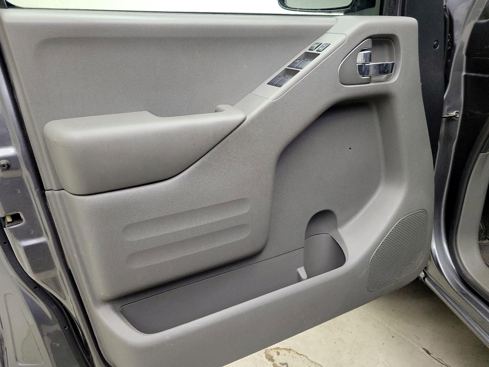 Thumbnail: 2016 Nissan Frontier - 12