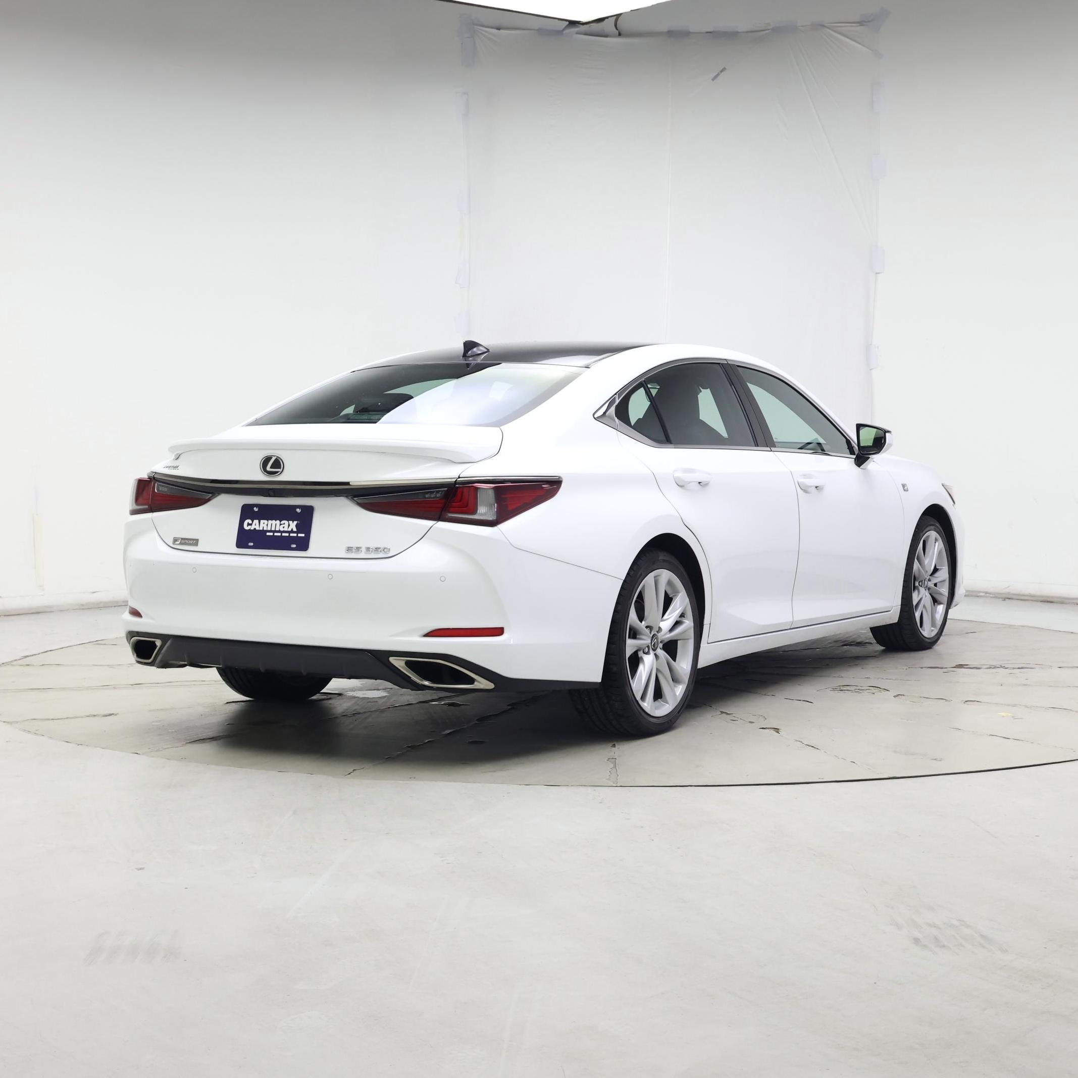 Thumbnail: 2019 Lexus ES - 8