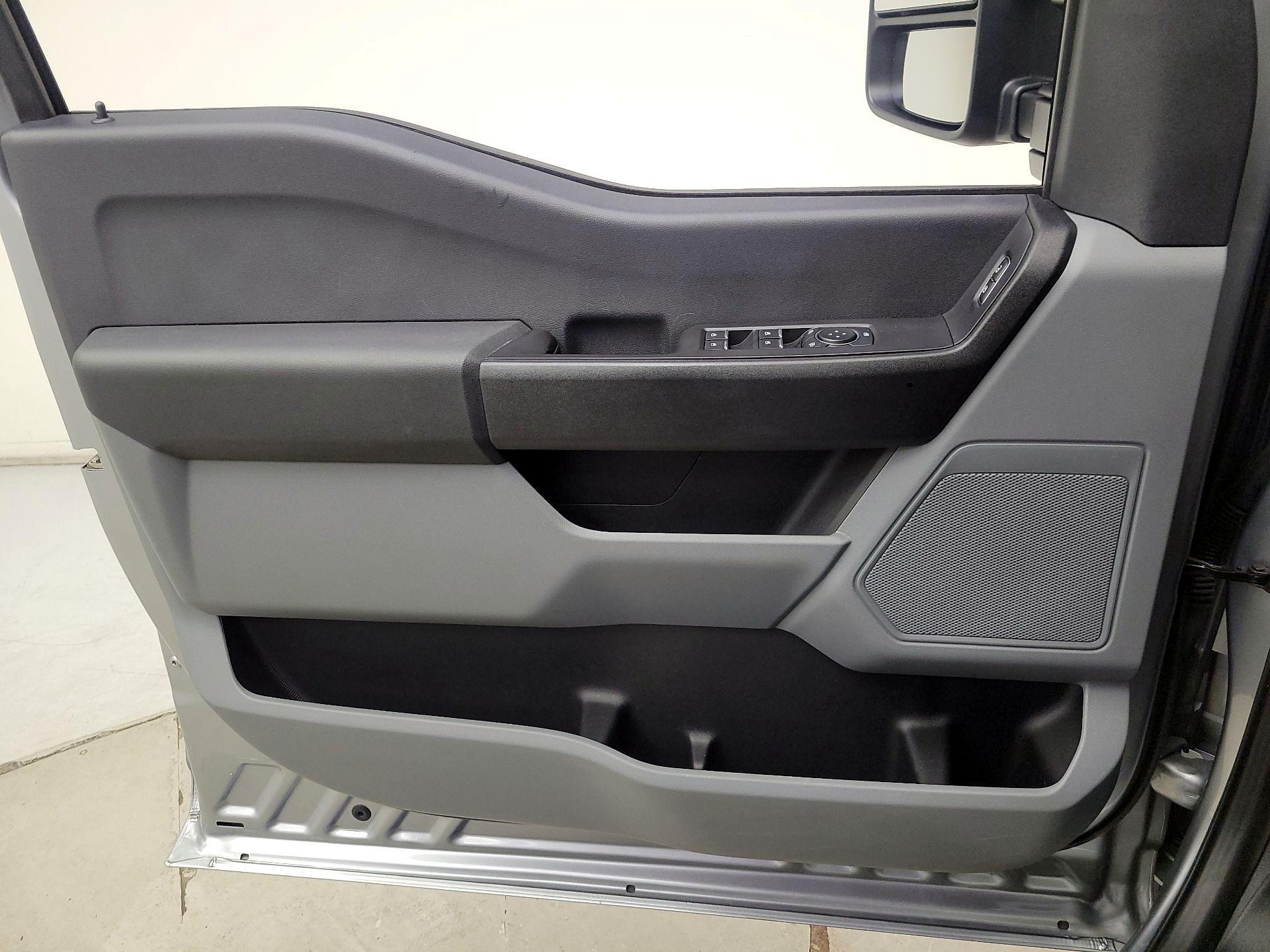 Thumbnail: 2023 Ford F-250 - 12