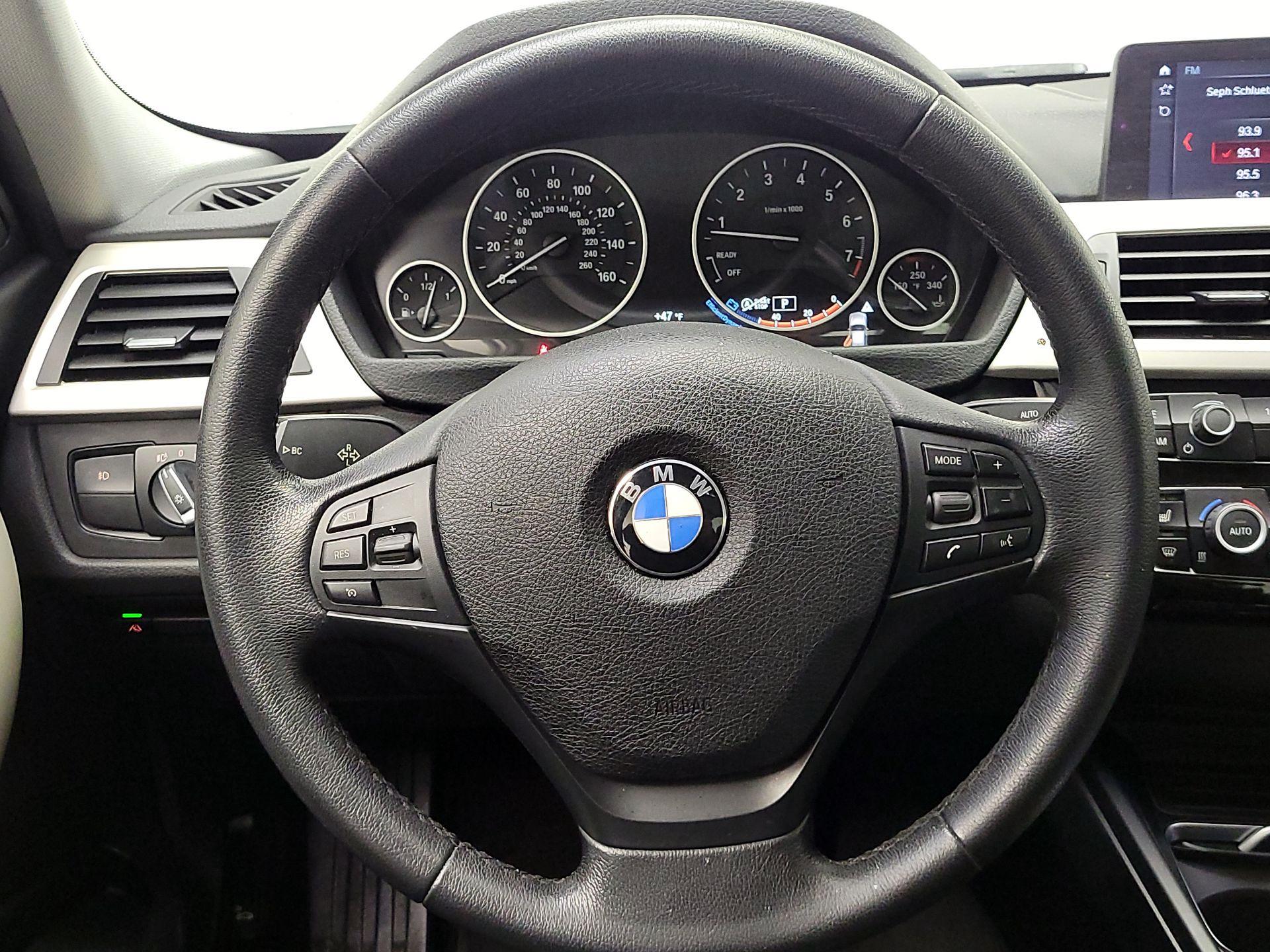 Thumbnail: 2018 BMW 3 Series - 10