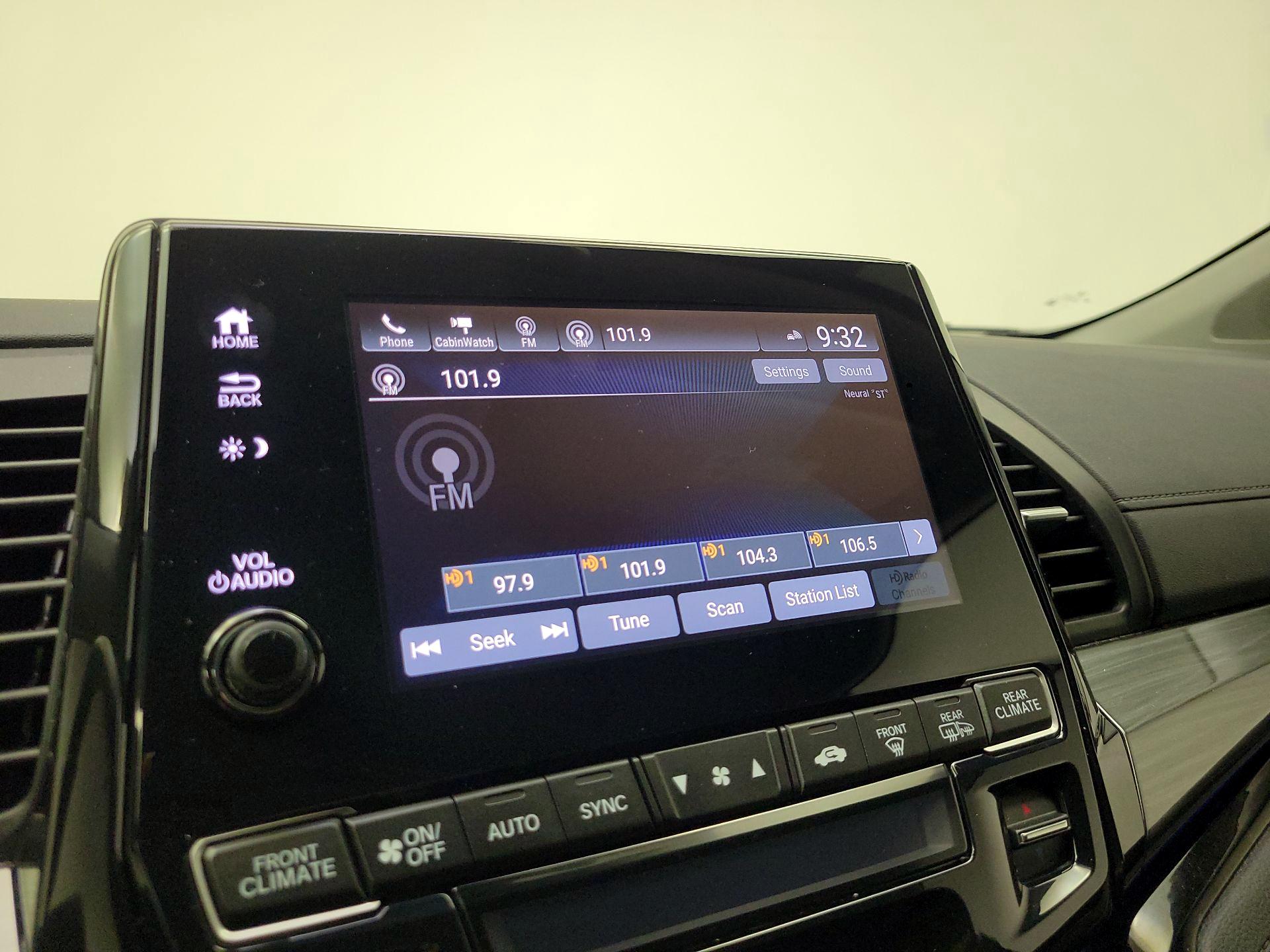 Thumbnail: 2022 Honda Odyssey - 16