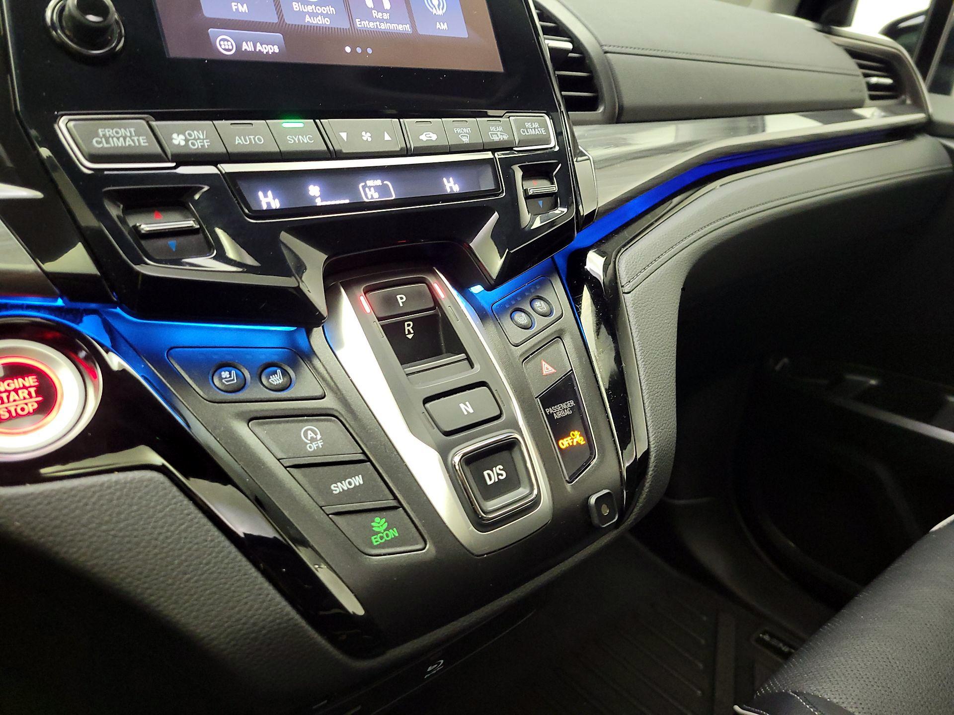 Thumbnail: 2022 Honda Odyssey - 18