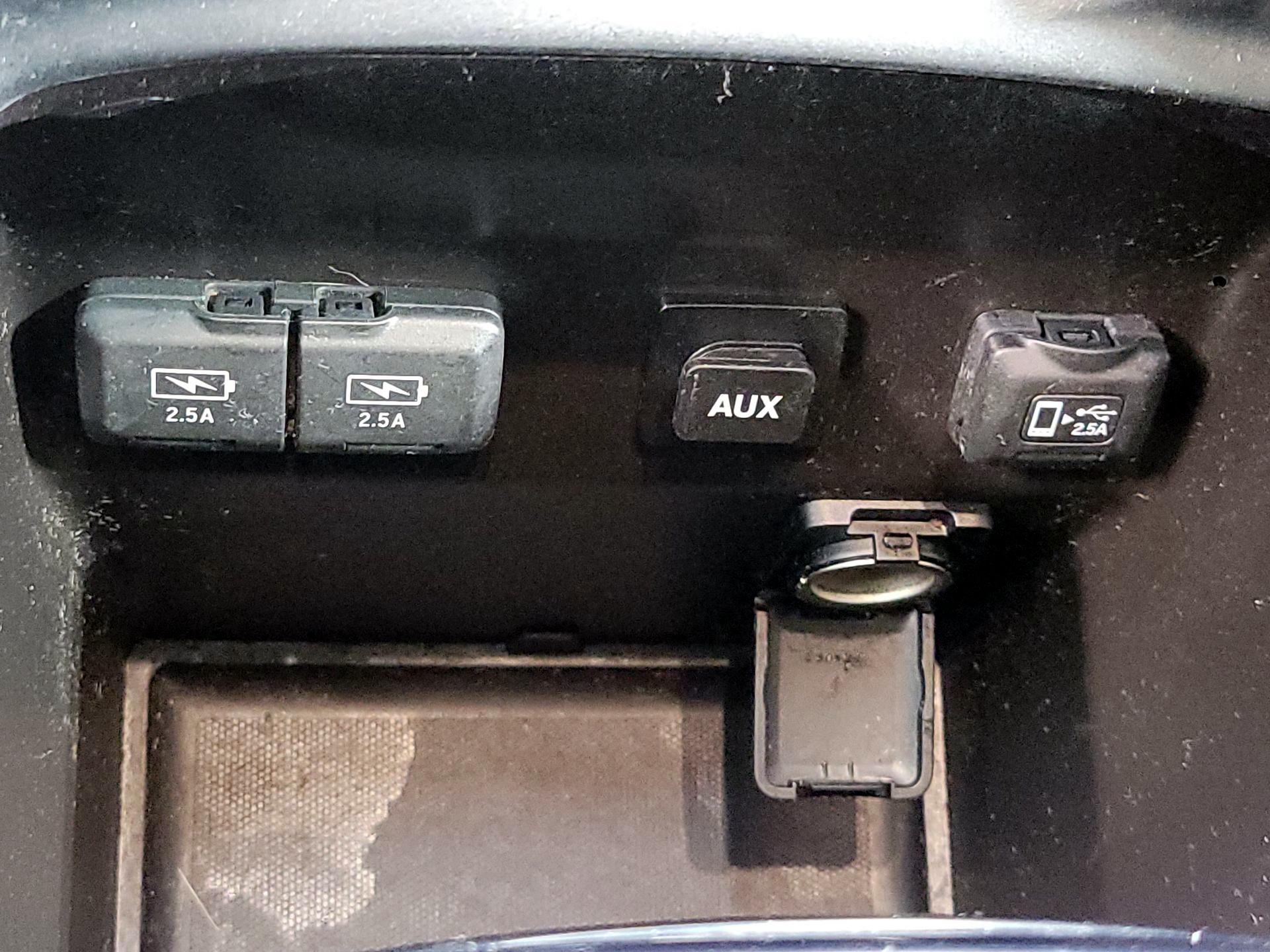 Thumbnail: 2020 Acura MDX - 18