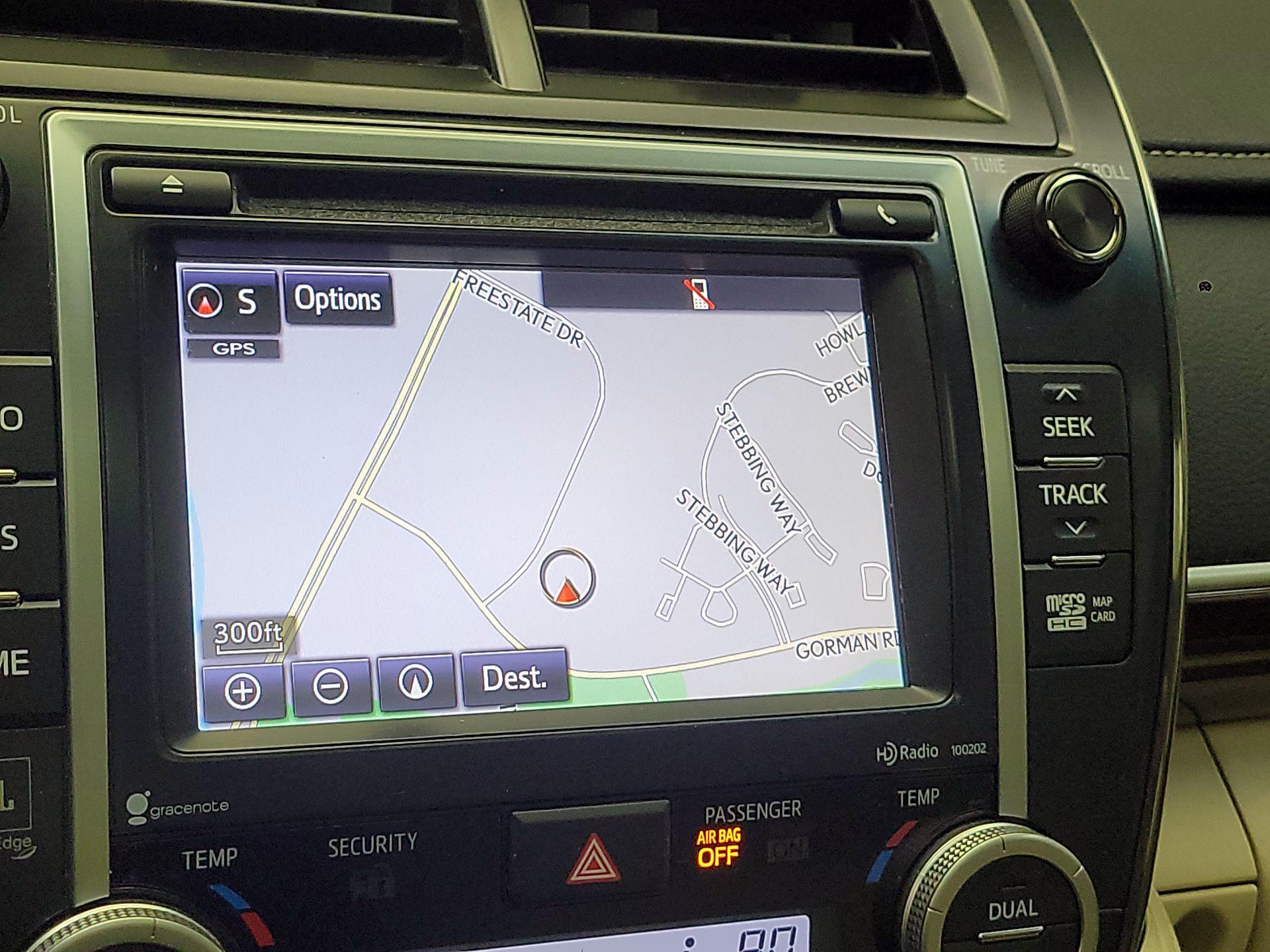 Thumbnail: 2014 Toyota Camry - 14