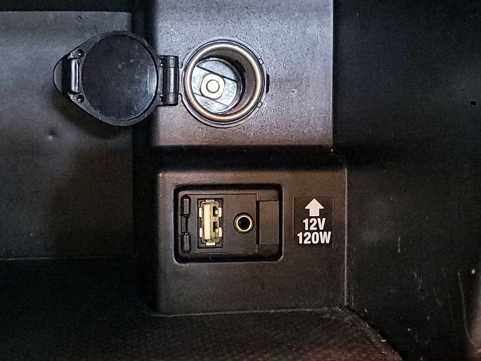 Thumbnail: 2014 Toyota Camry - 19