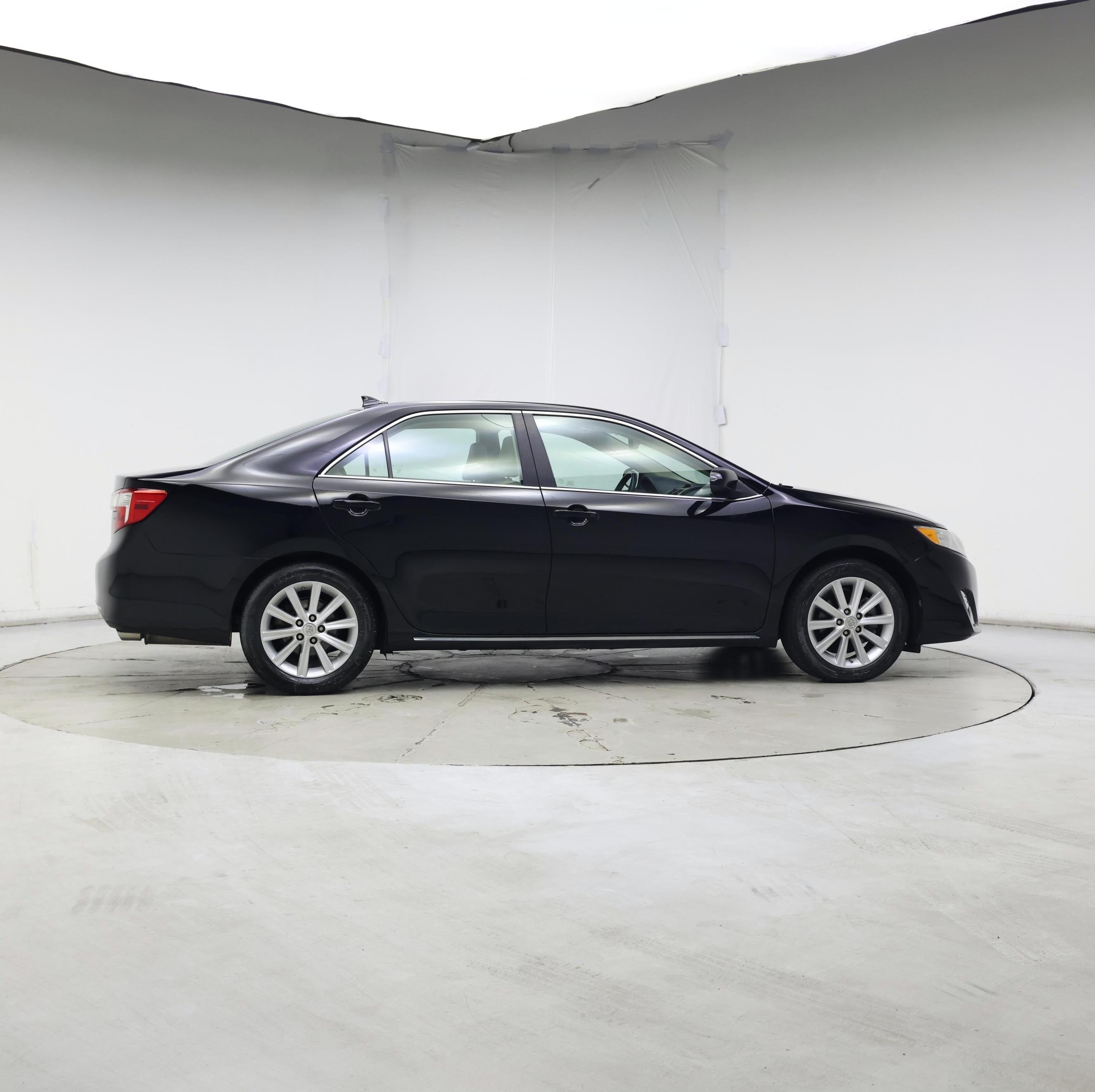 Thumbnail: 2014 Toyota Camry - 7
