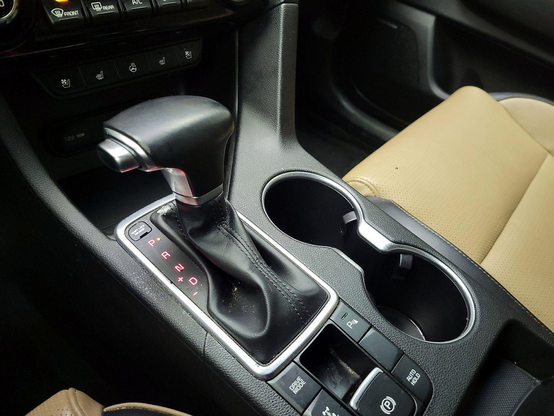 Thumbnail: 2020 Kia Sportage - 18