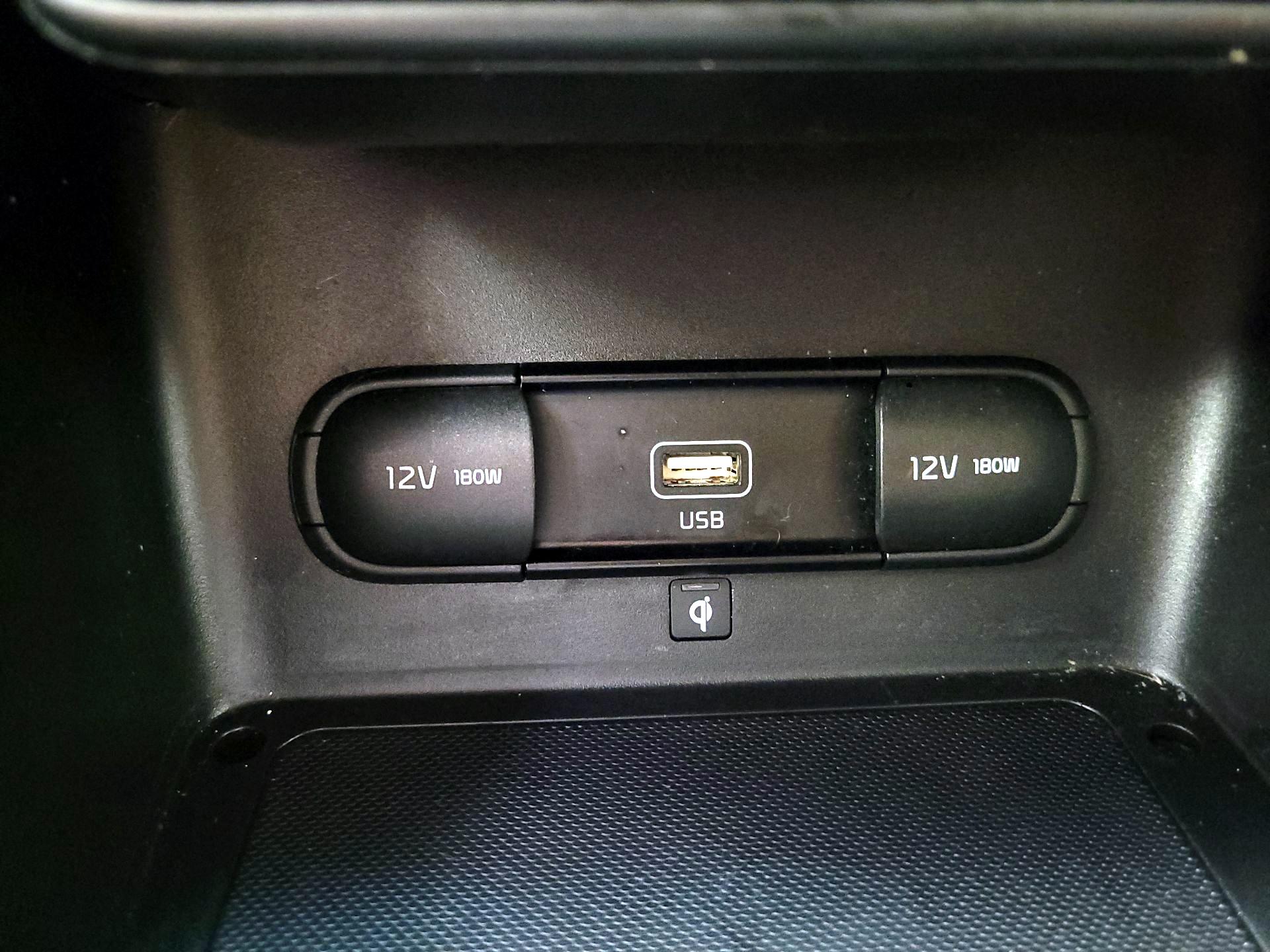 Thumbnail: 2020 Kia Sportage - 19