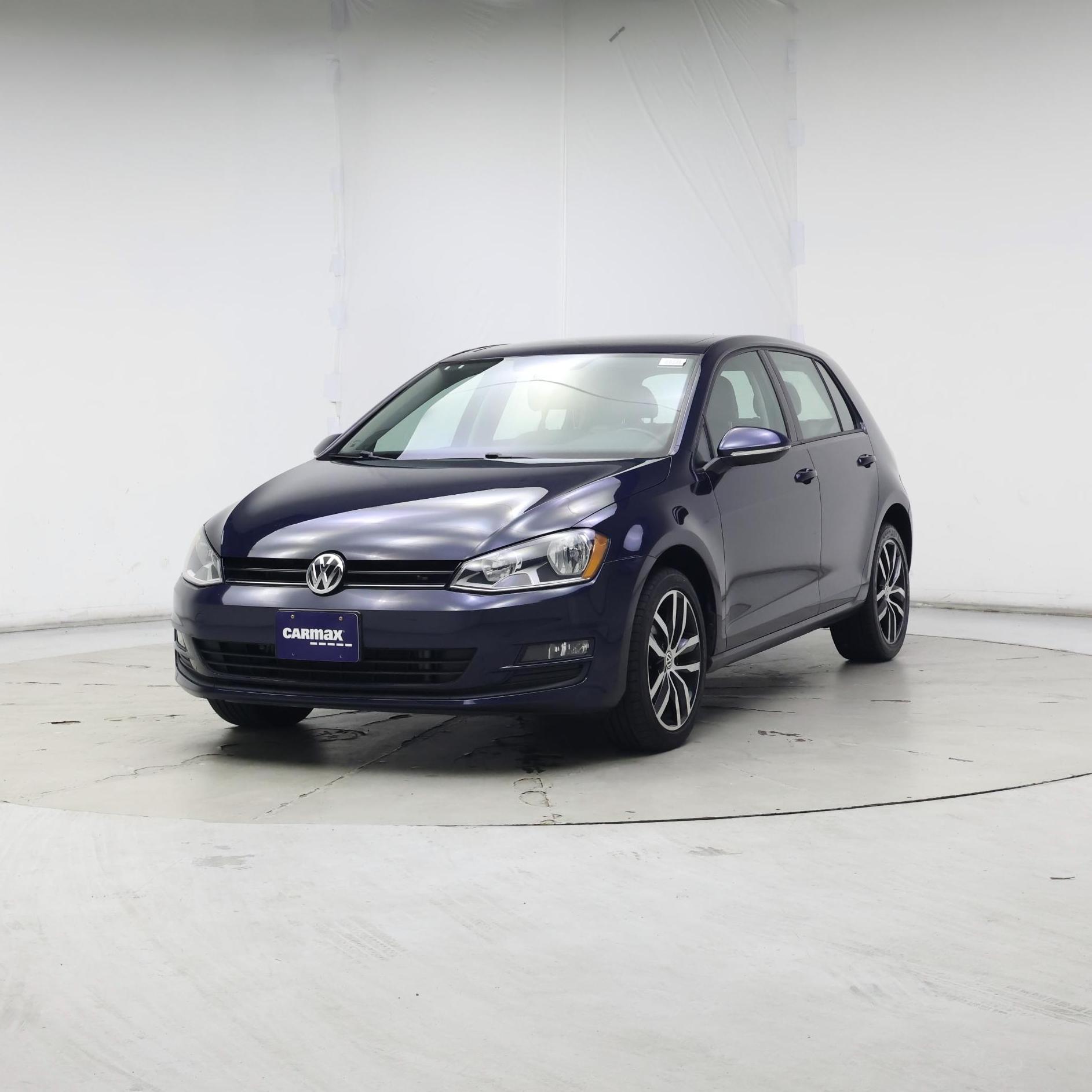 Thumbnail: 2017 Volkswagen Golf - 4