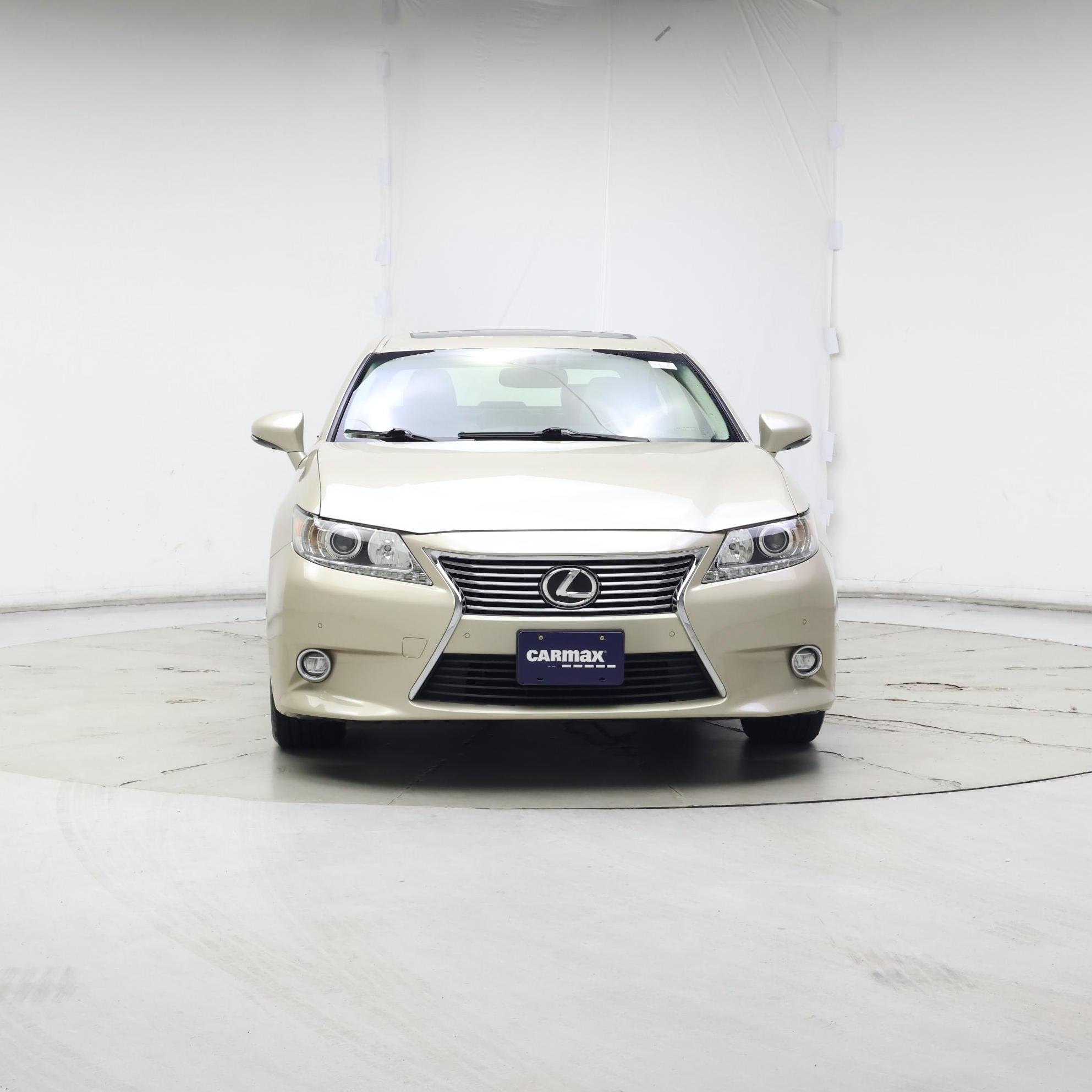 Thumbnail: 2015 Lexus ES - 5