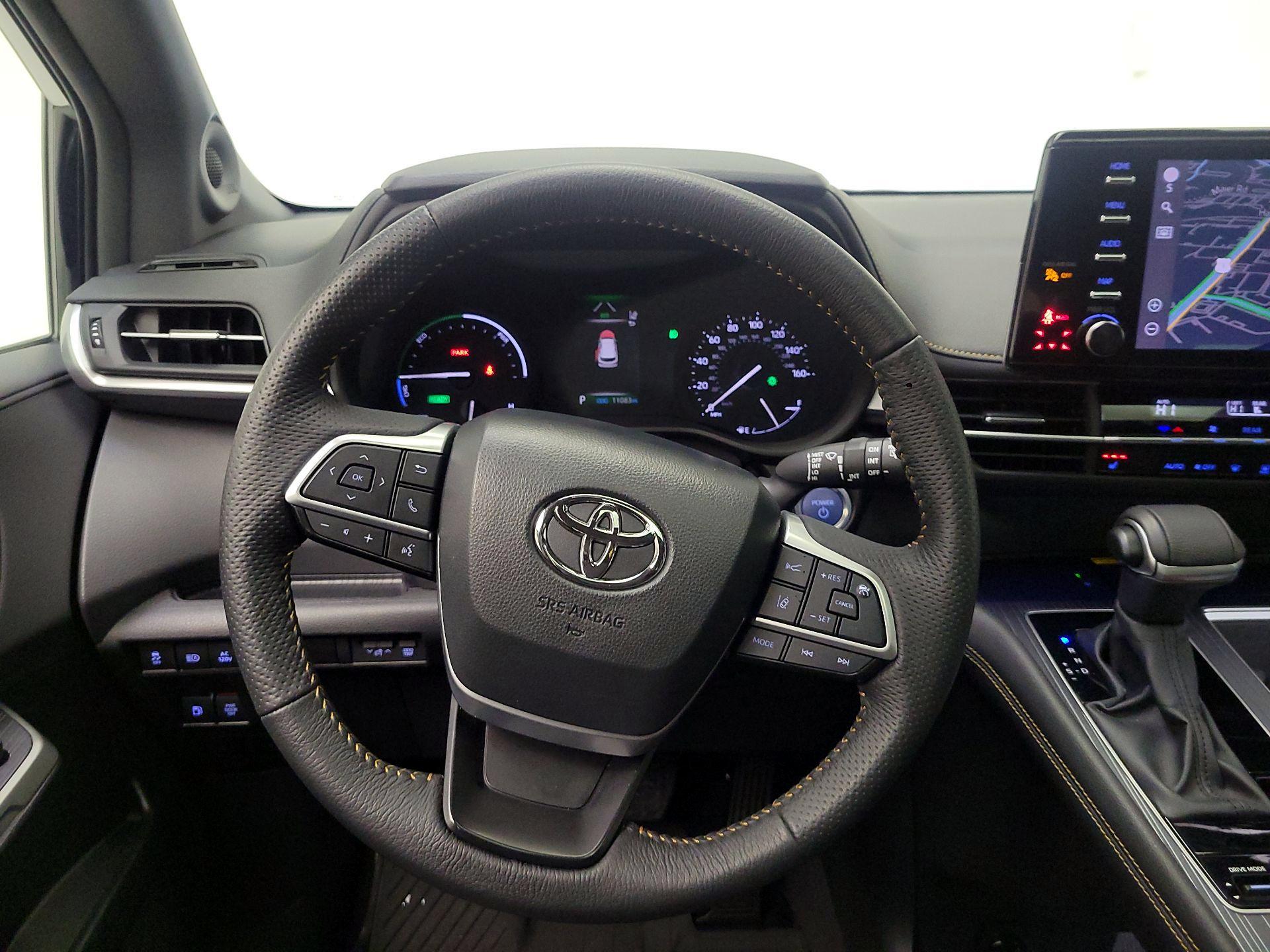 Thumbnail: 2024 Toyota Sienna - 10