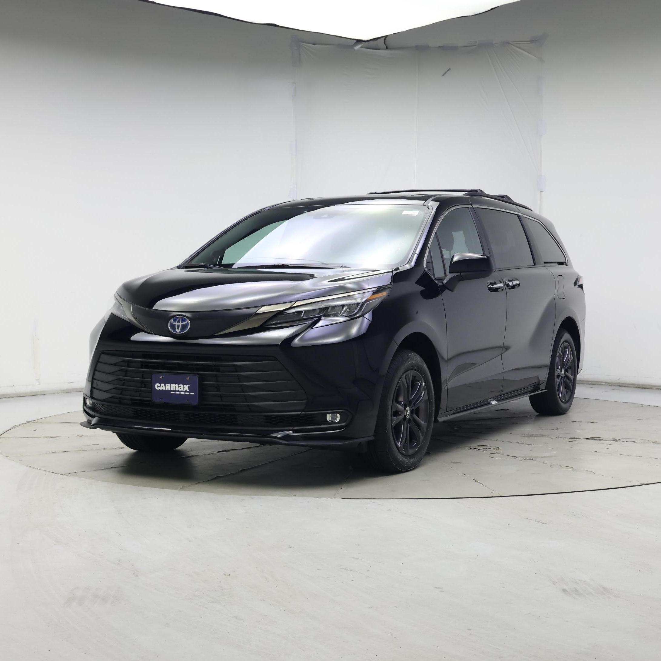 Thumbnail: 2024 Toyota Sienna - 4