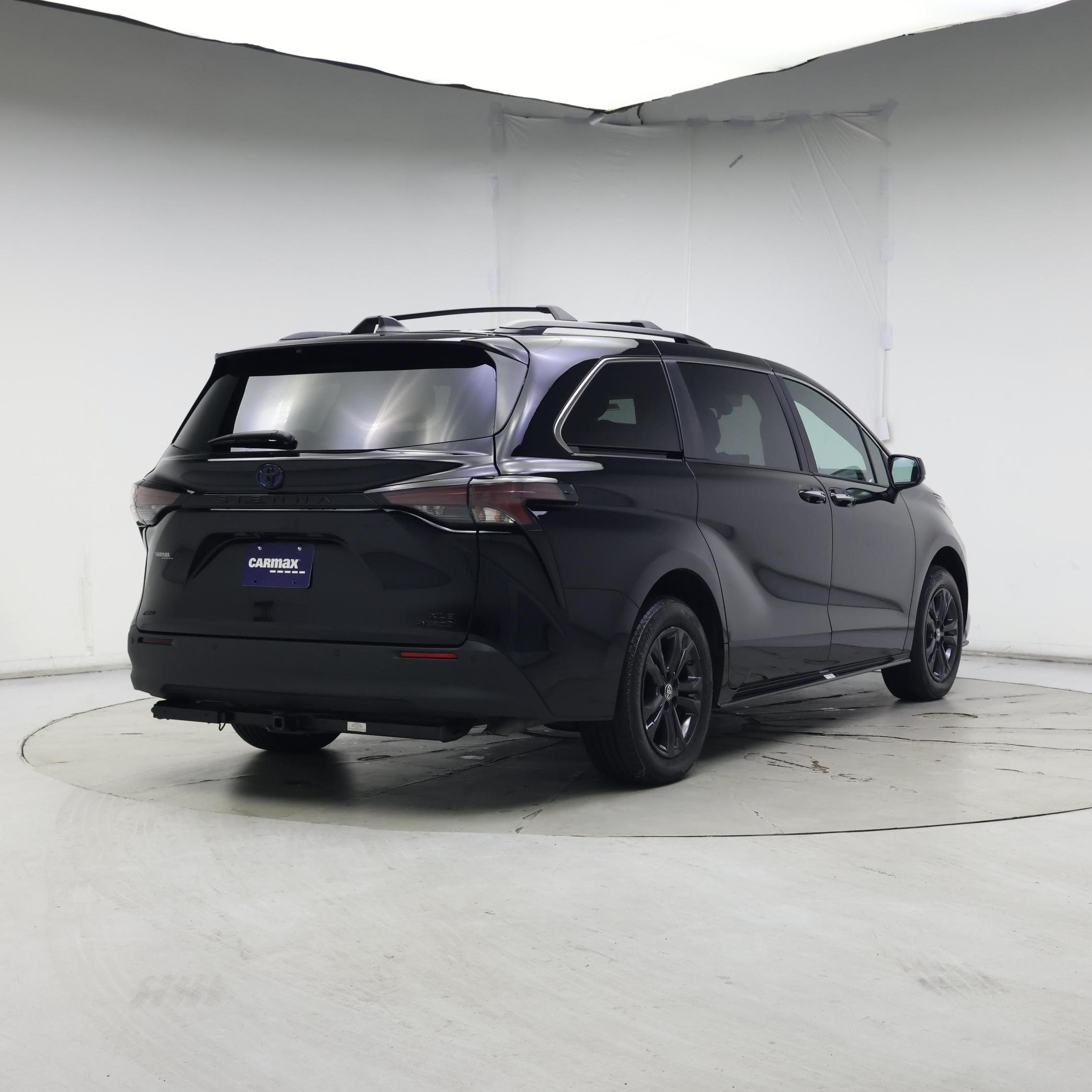 Thumbnail: 2024 Toyota Sienna - 8