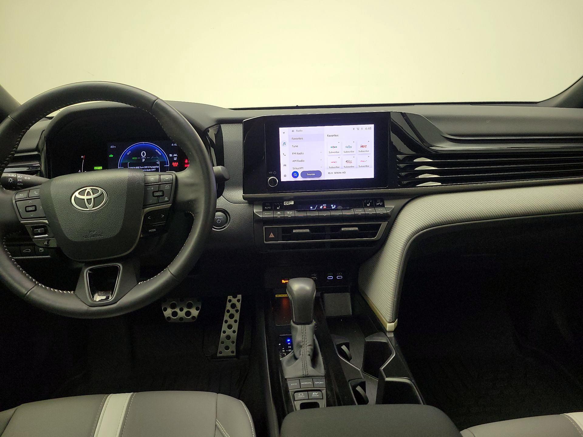 Thumbnail: 2025 Toyota Camry - 9