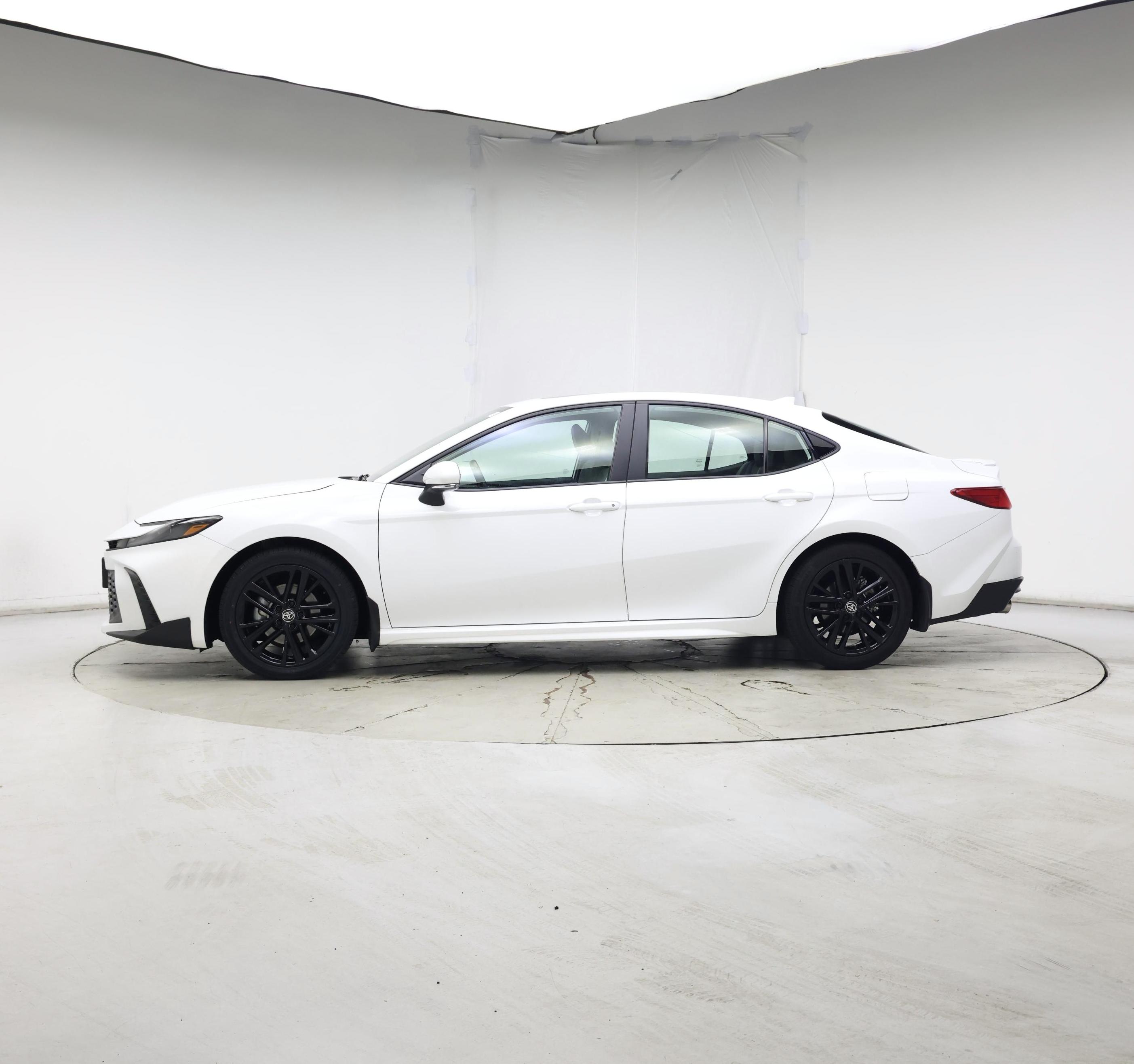 Thumbnail: 2025 Toyota Camry - 3