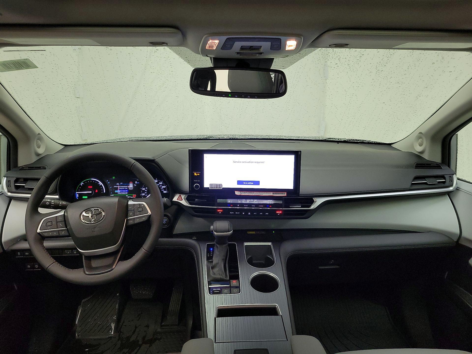 Thumbnail: 2025 Toyota Sienna - 9