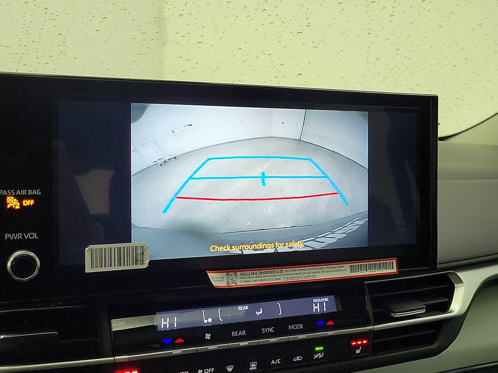 Thumbnail: 2025 Toyota Sienna - 14