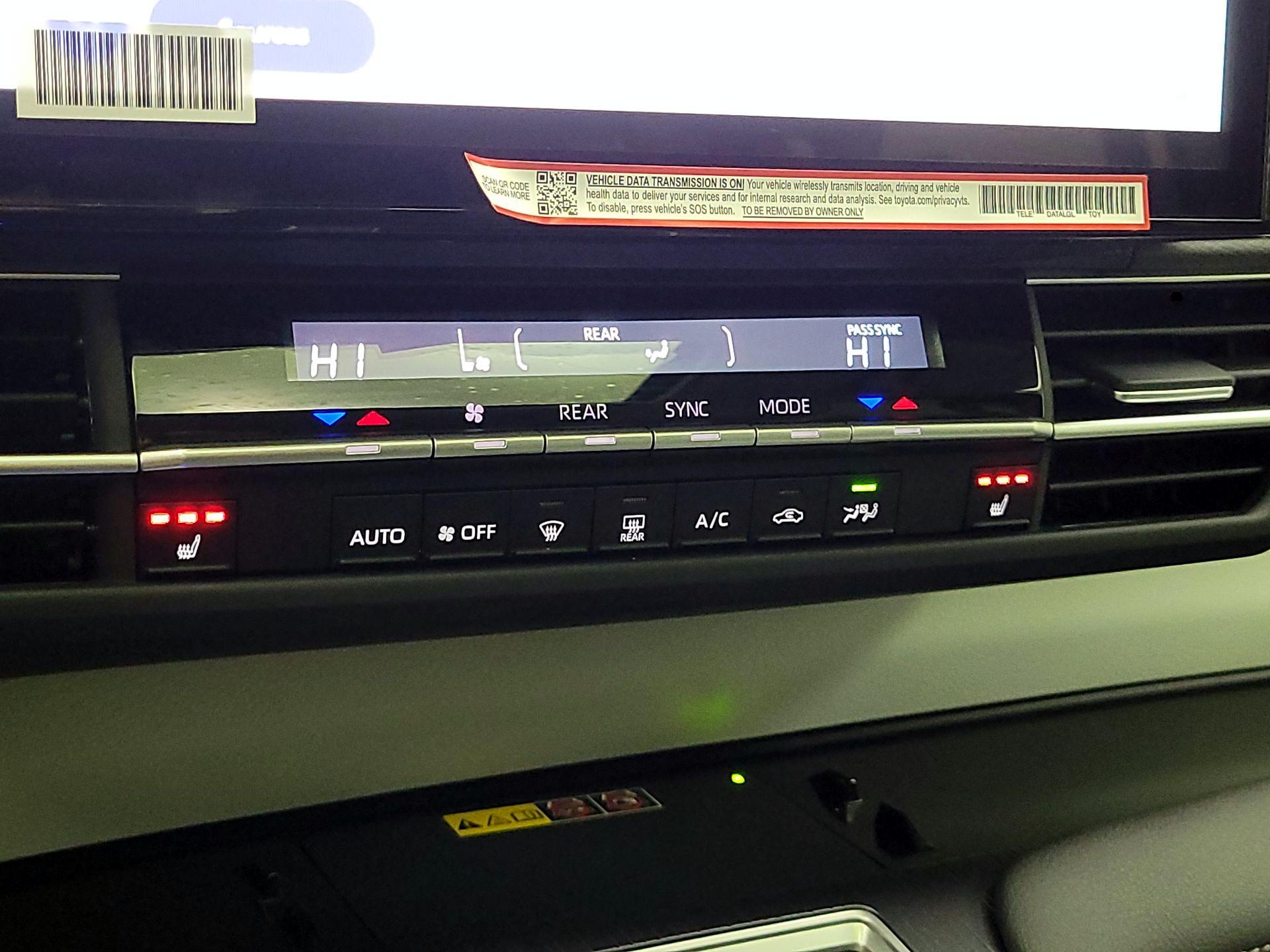 Thumbnail: 2025 Toyota Sienna - 16