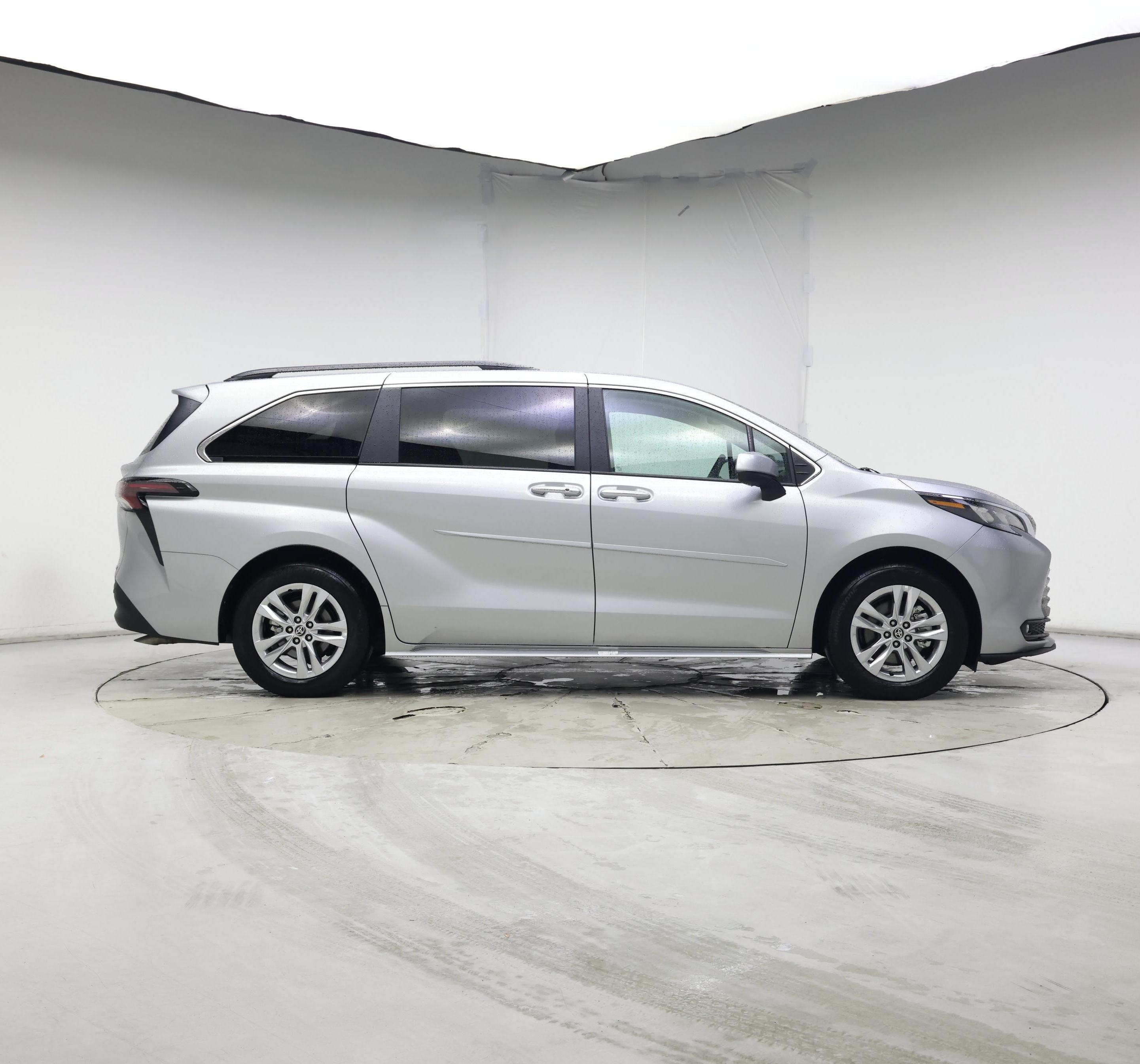 Thumbnail: 2025 Toyota Sienna - 7