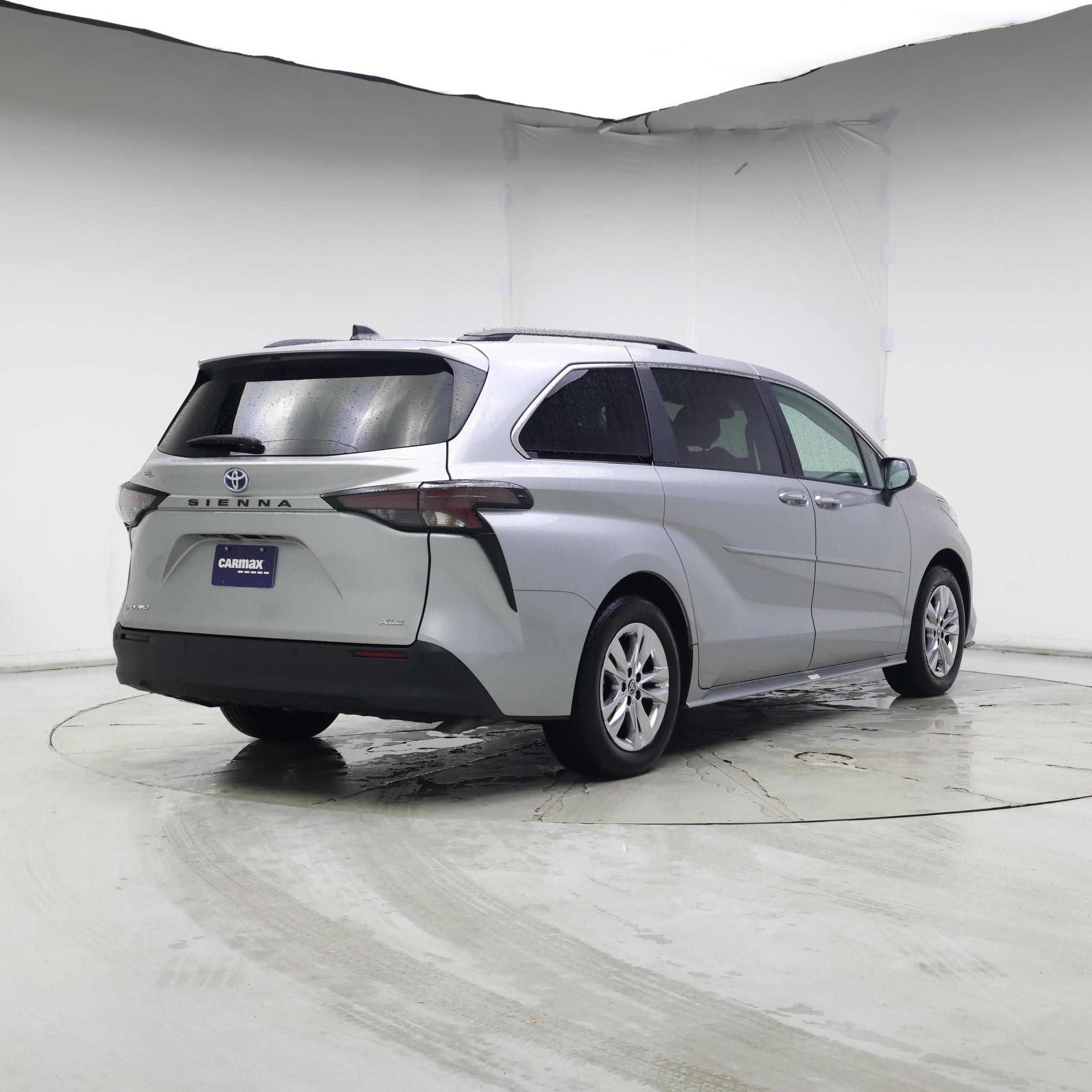 Thumbnail: 2025 Toyota Sienna - 8