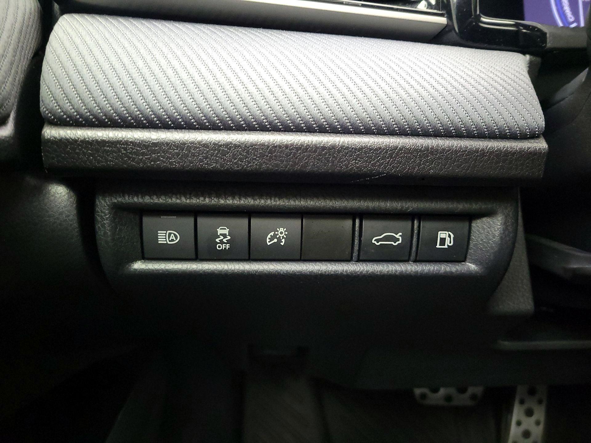 Thumbnail: 2025 Toyota Camry - 13