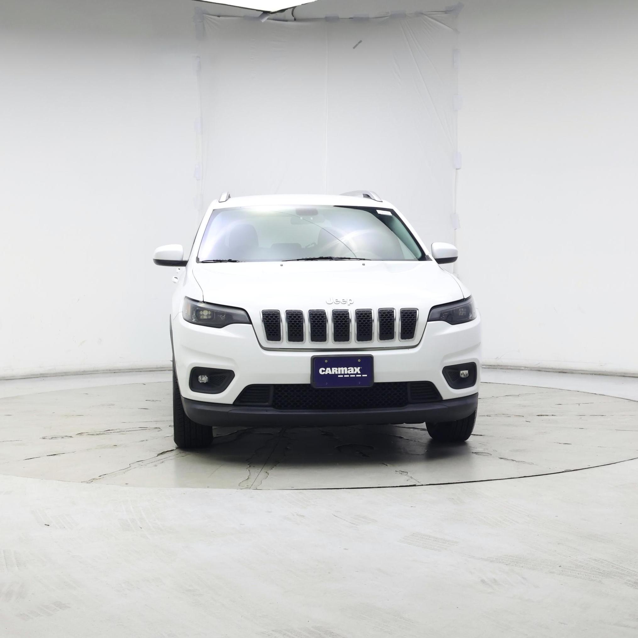 Thumbnail: 2019 Jeep Cherokee - 5