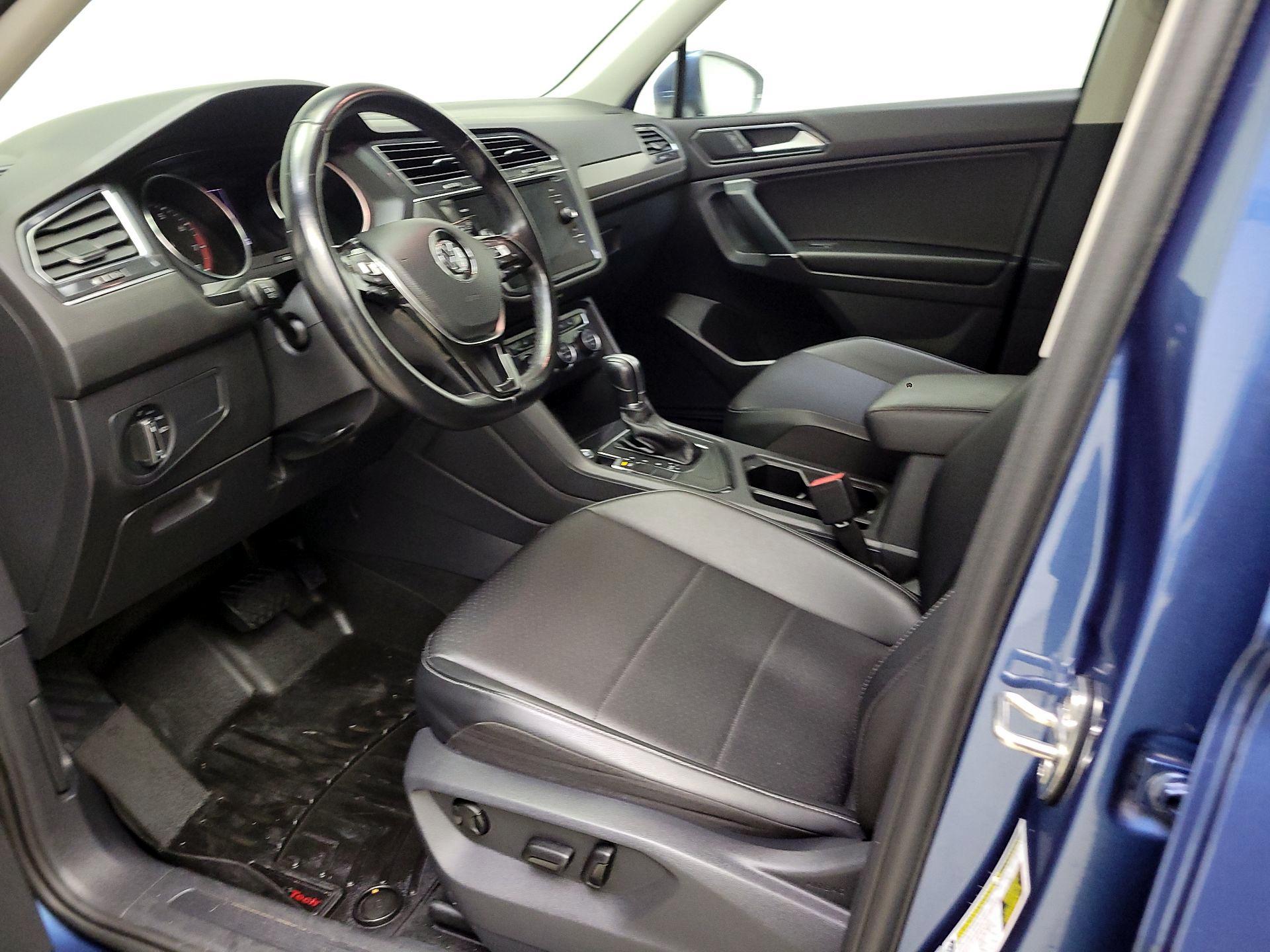 Thumbnail: 2018 Volkswagen Tiguan - 11