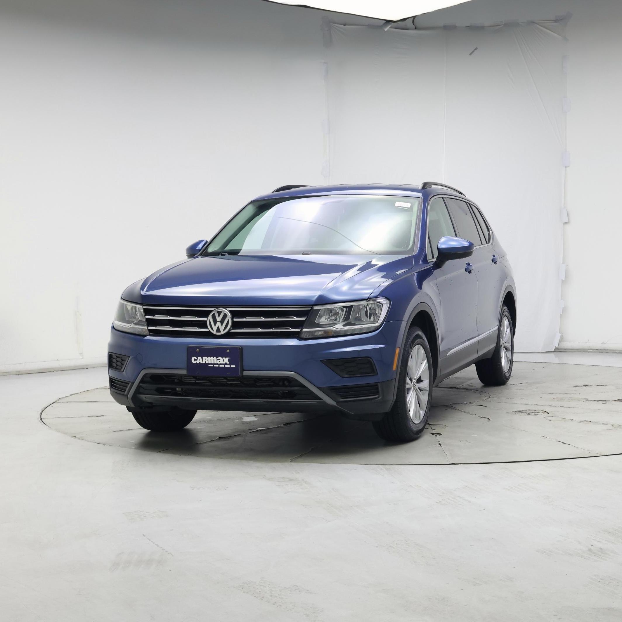 Thumbnail: 2018 Volkswagen Tiguan - 4