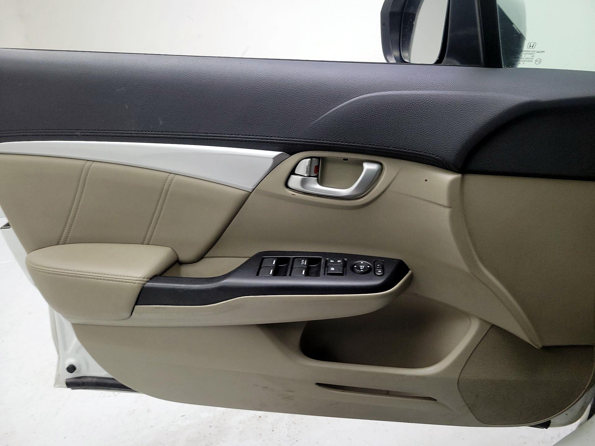 Thumbnail: 2014 Honda Civic - 10