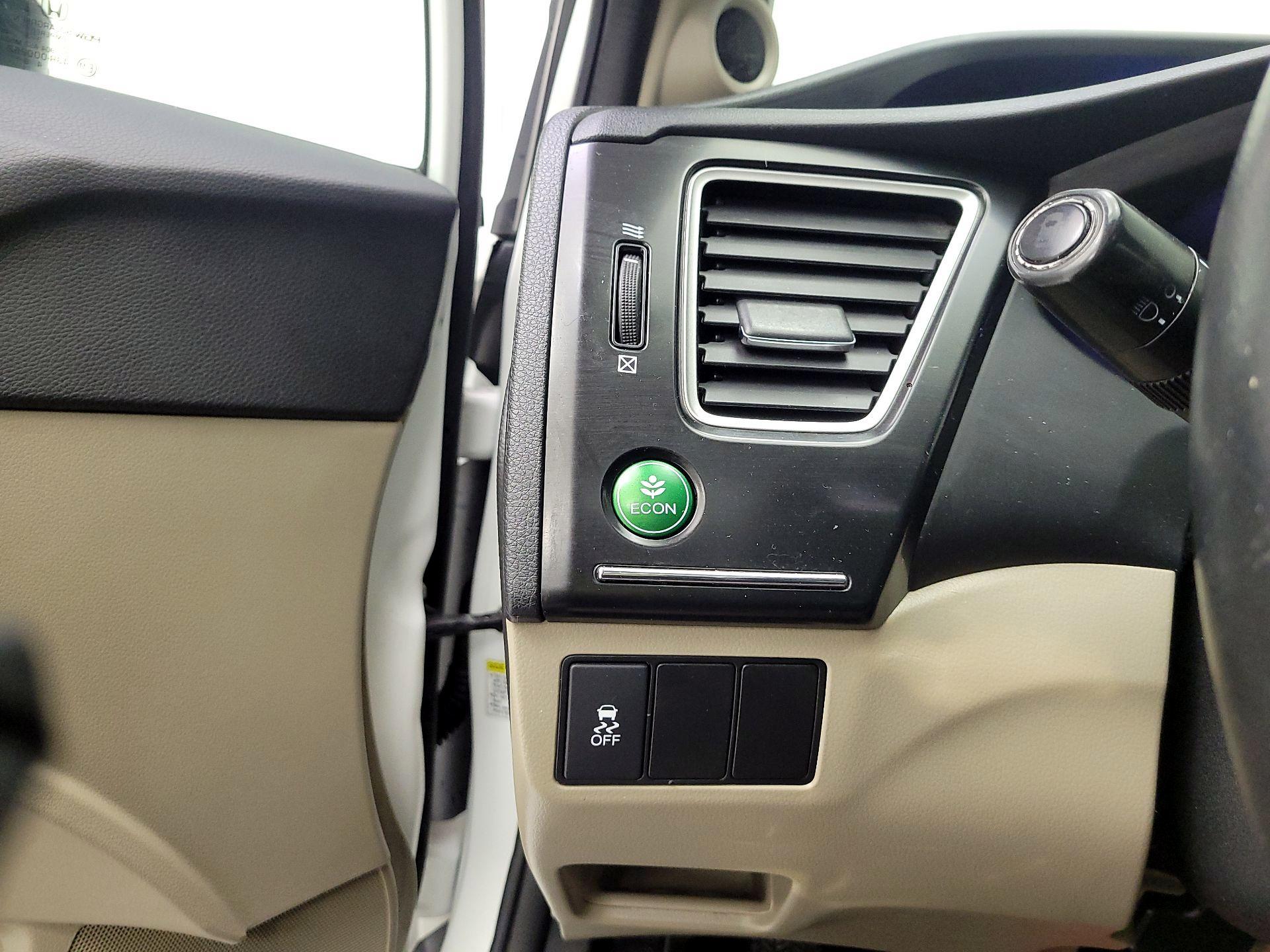 Thumbnail: 2014 Honda Civic - 11