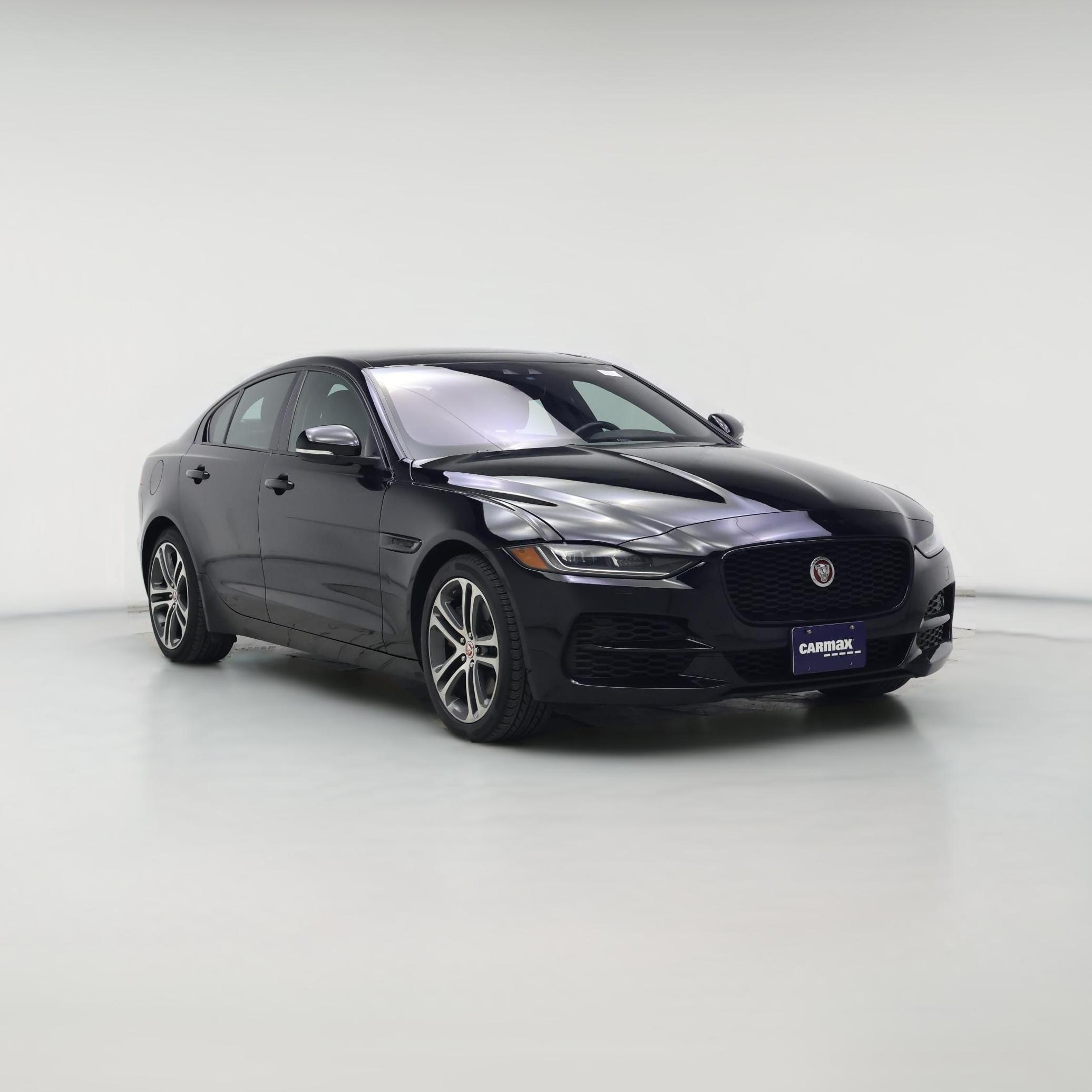 Thumbnail: 2020 Jaguar XE - 1