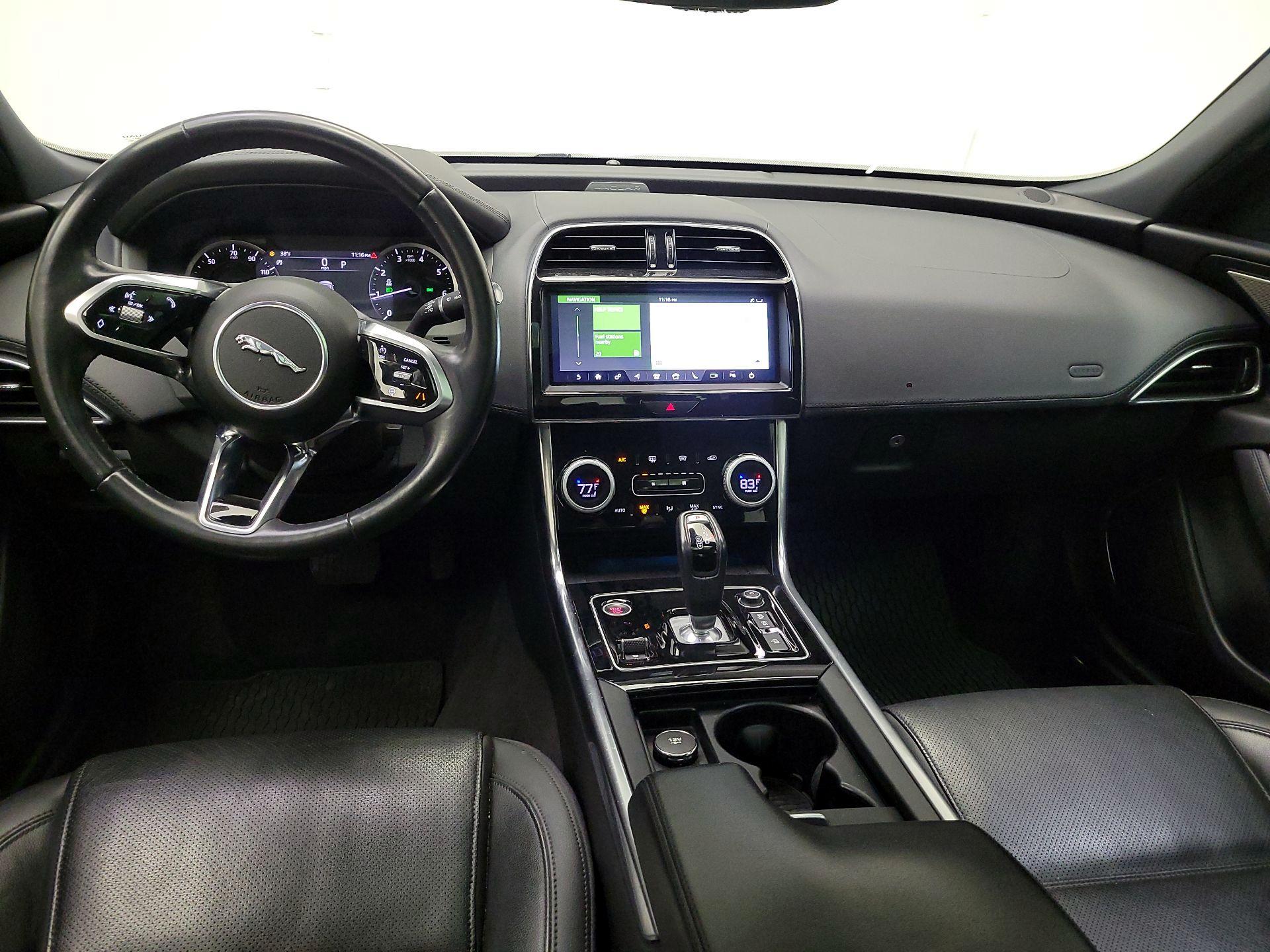 Thumbnail: 2020 Jaguar XE - 9