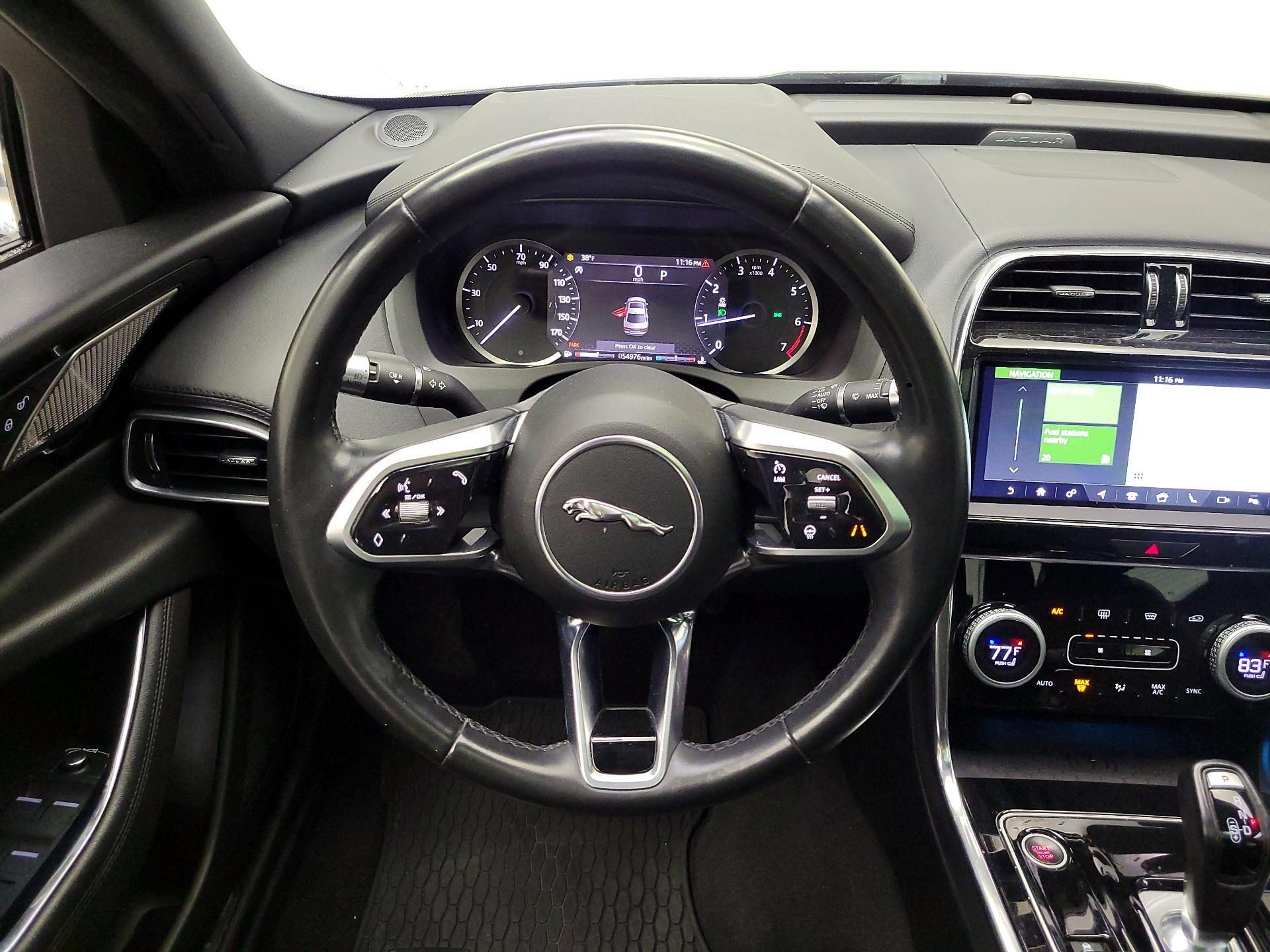 Thumbnail: 2020 Jaguar XE - 10