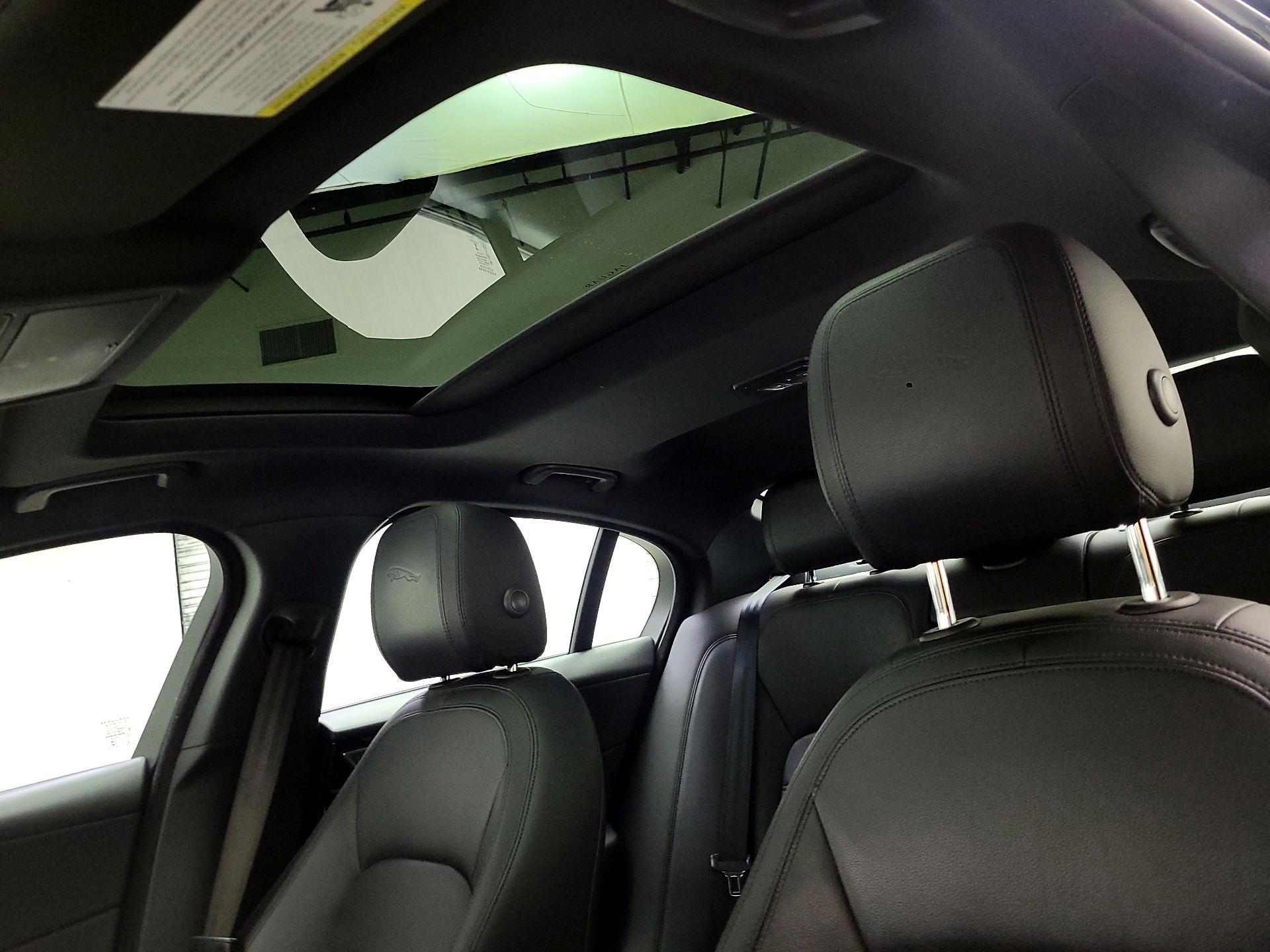 Thumbnail: 2020 Jaguar XE - 20