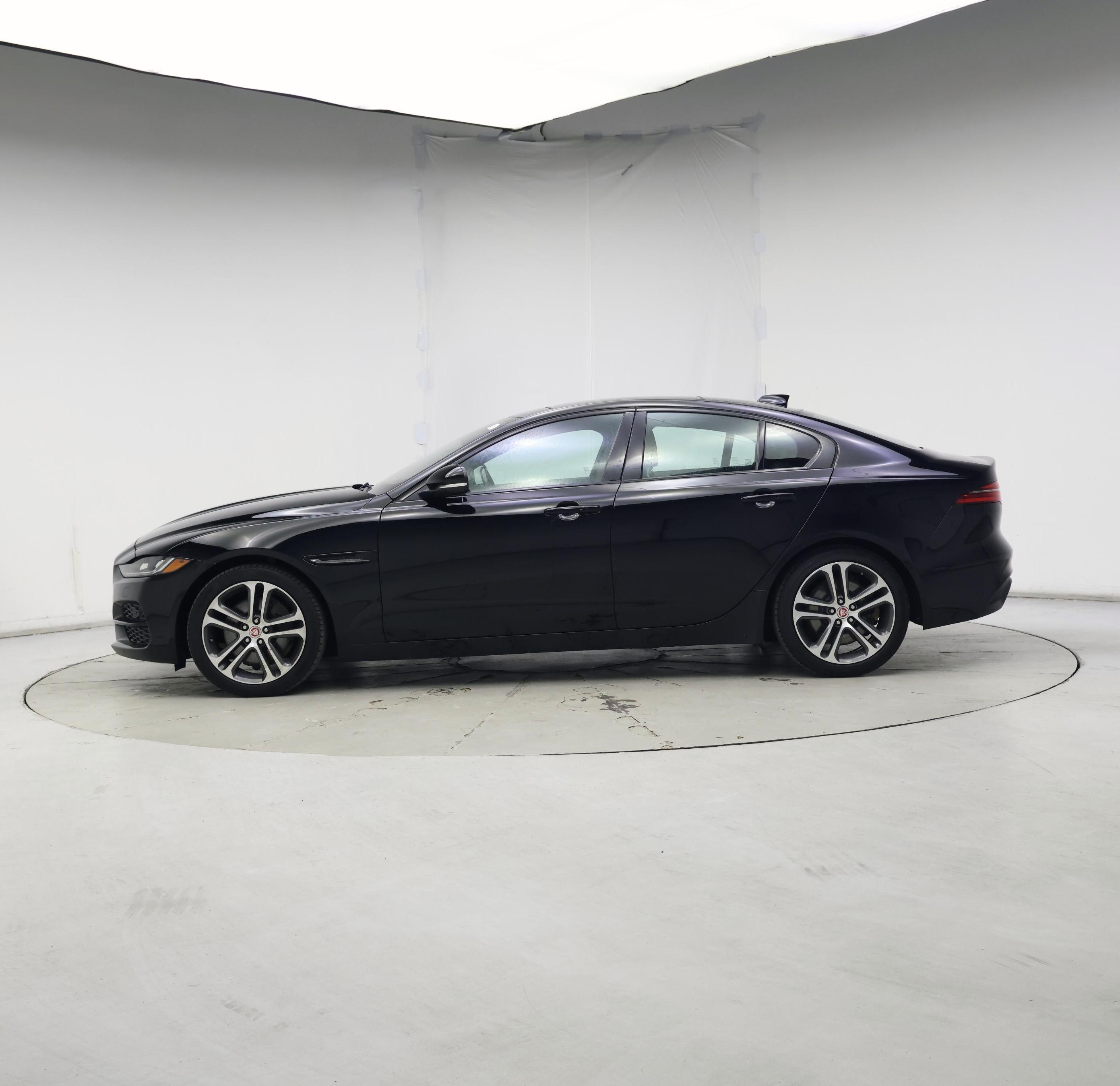 Thumbnail: 2020 Jaguar XE - 3