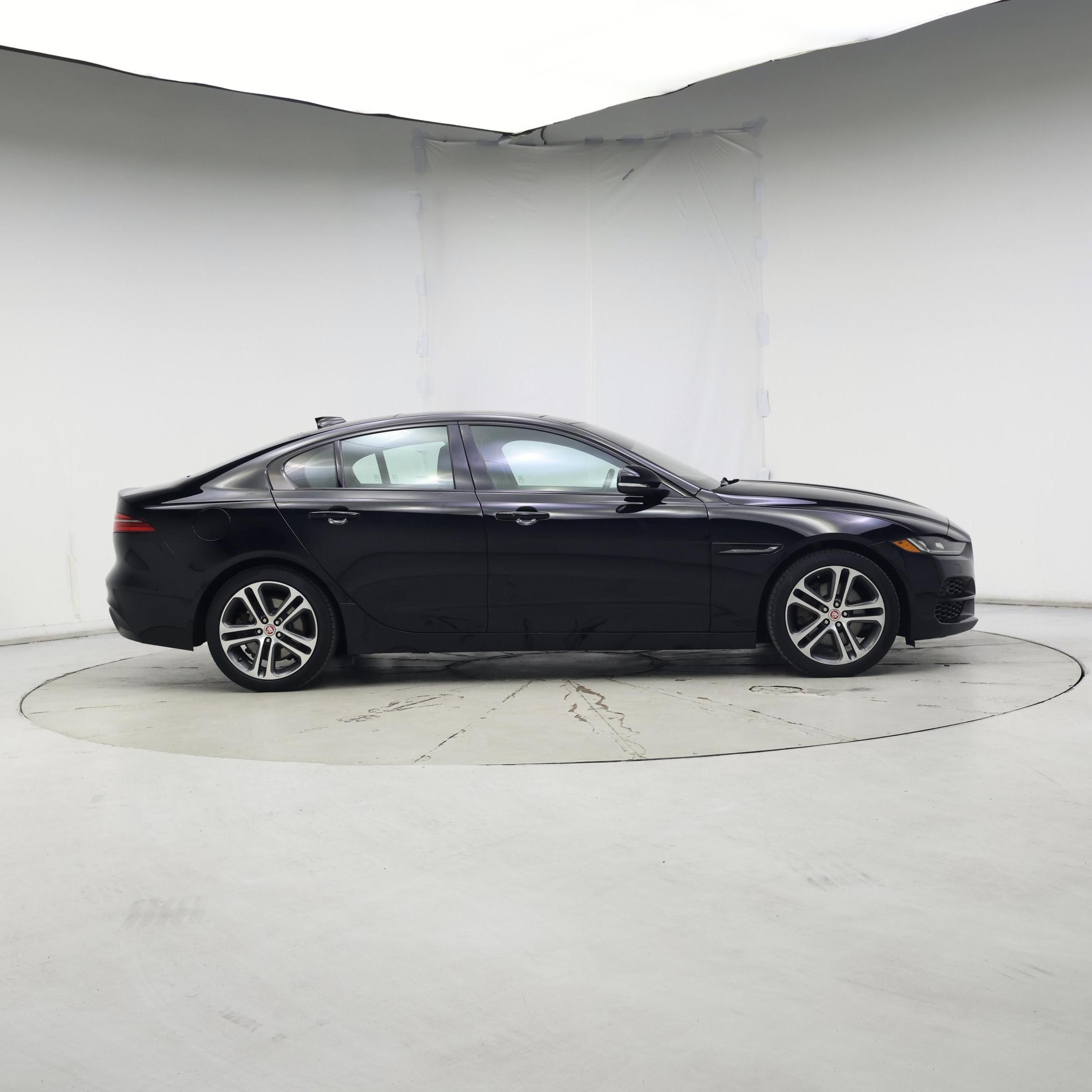 Thumbnail: 2020 Jaguar XE - 7