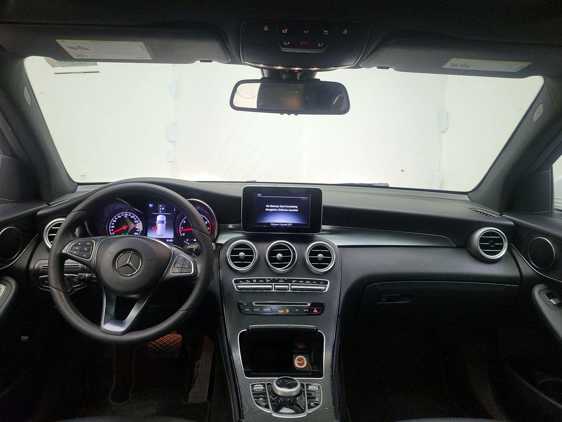 Thumbnail: 2018 Mercedes-Benz GLC - 9