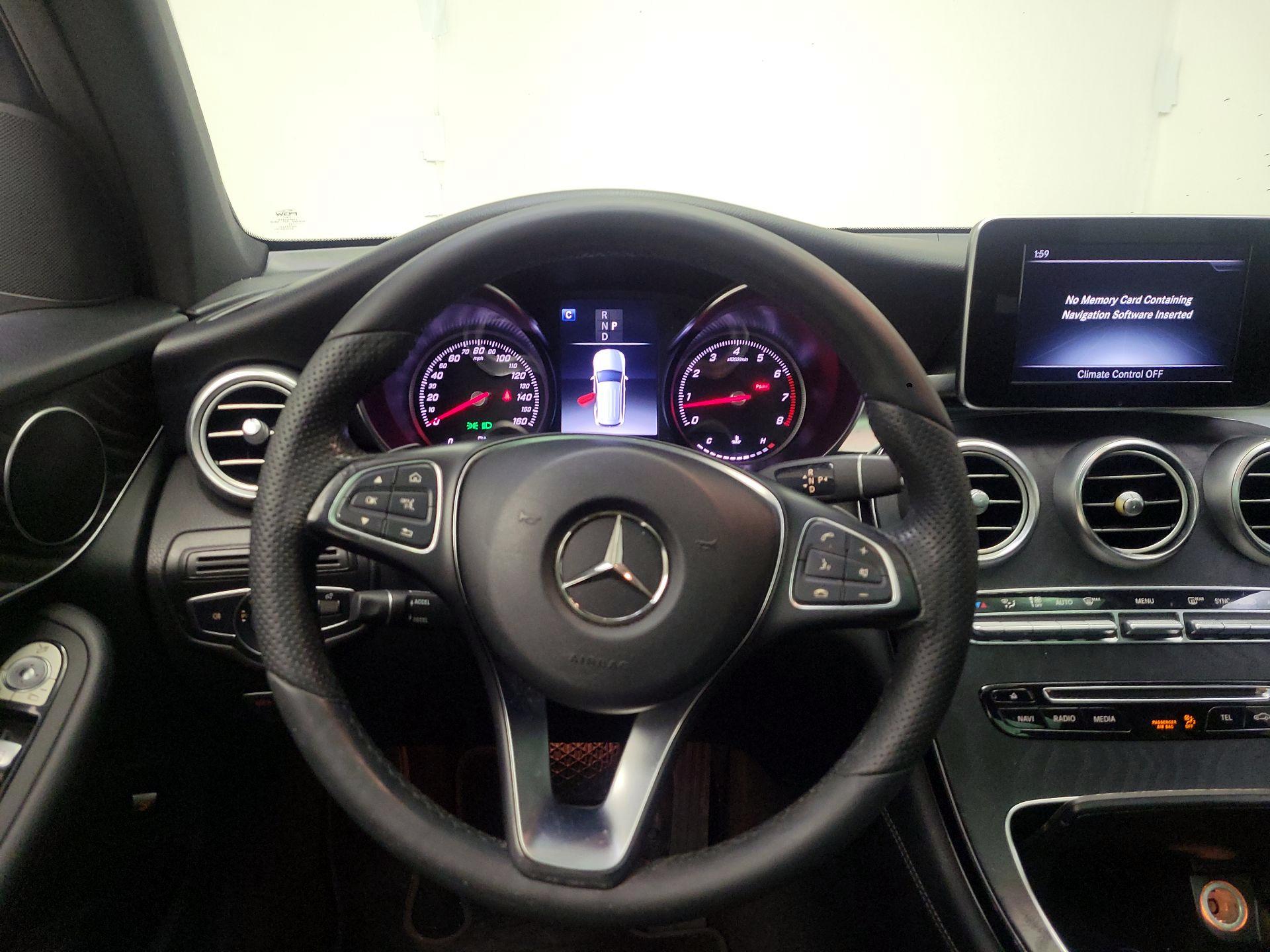 Thumbnail: 2018 Mercedes-Benz GLC - 10