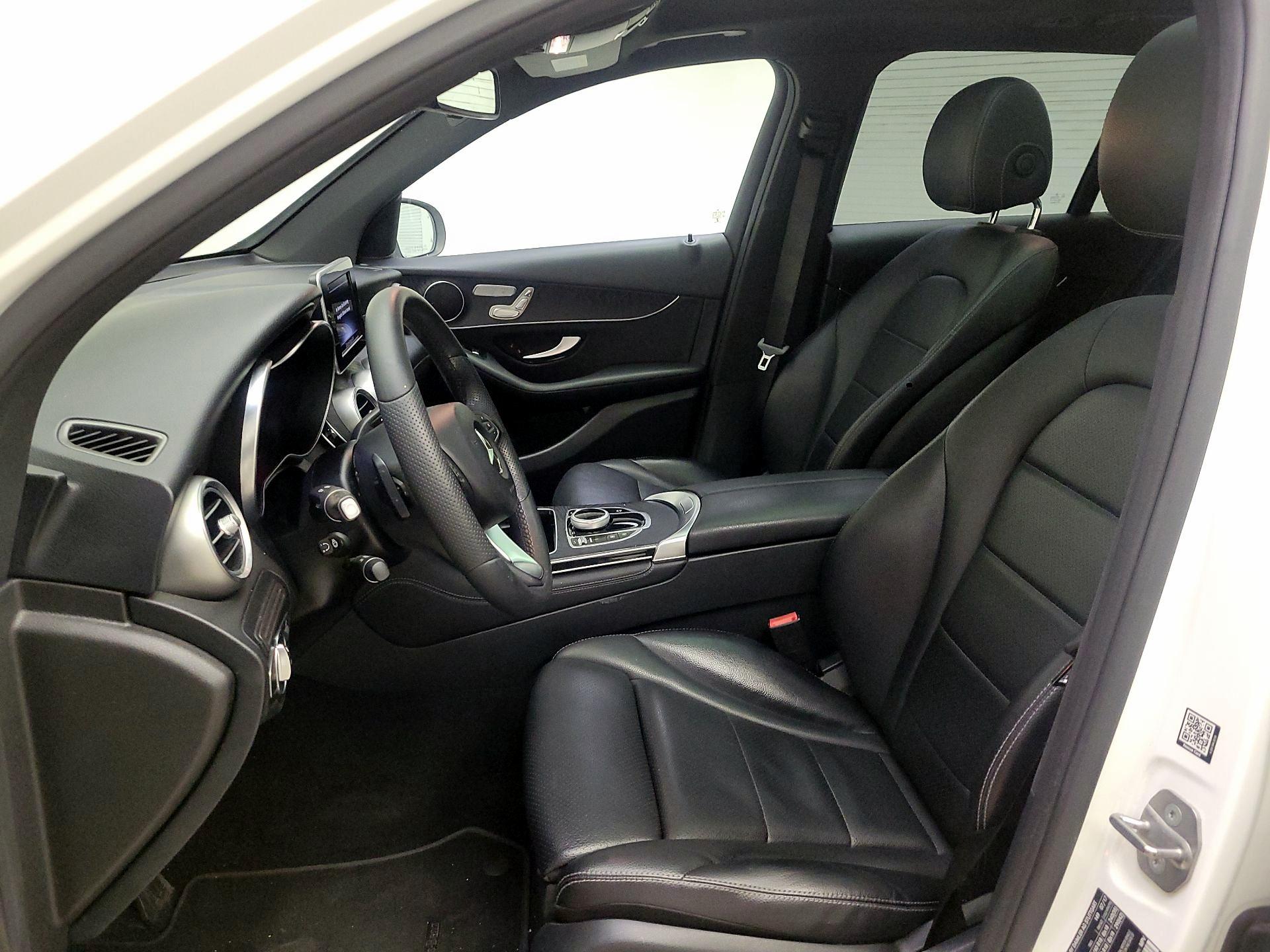 Thumbnail: 2018 Mercedes-Benz GLC - 11