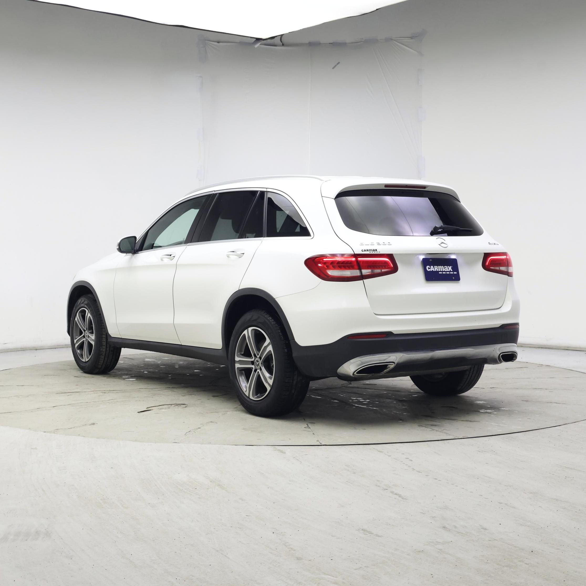 Thumbnail: 2018 Mercedes-Benz GLC - 2