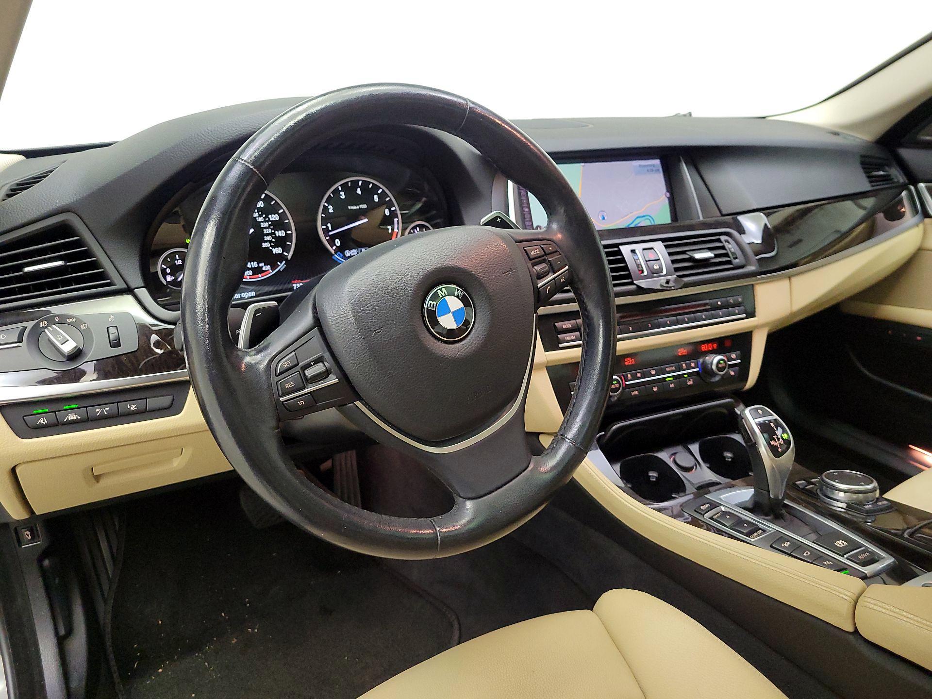 Thumbnail: 2016 BMW 5 Series - 9