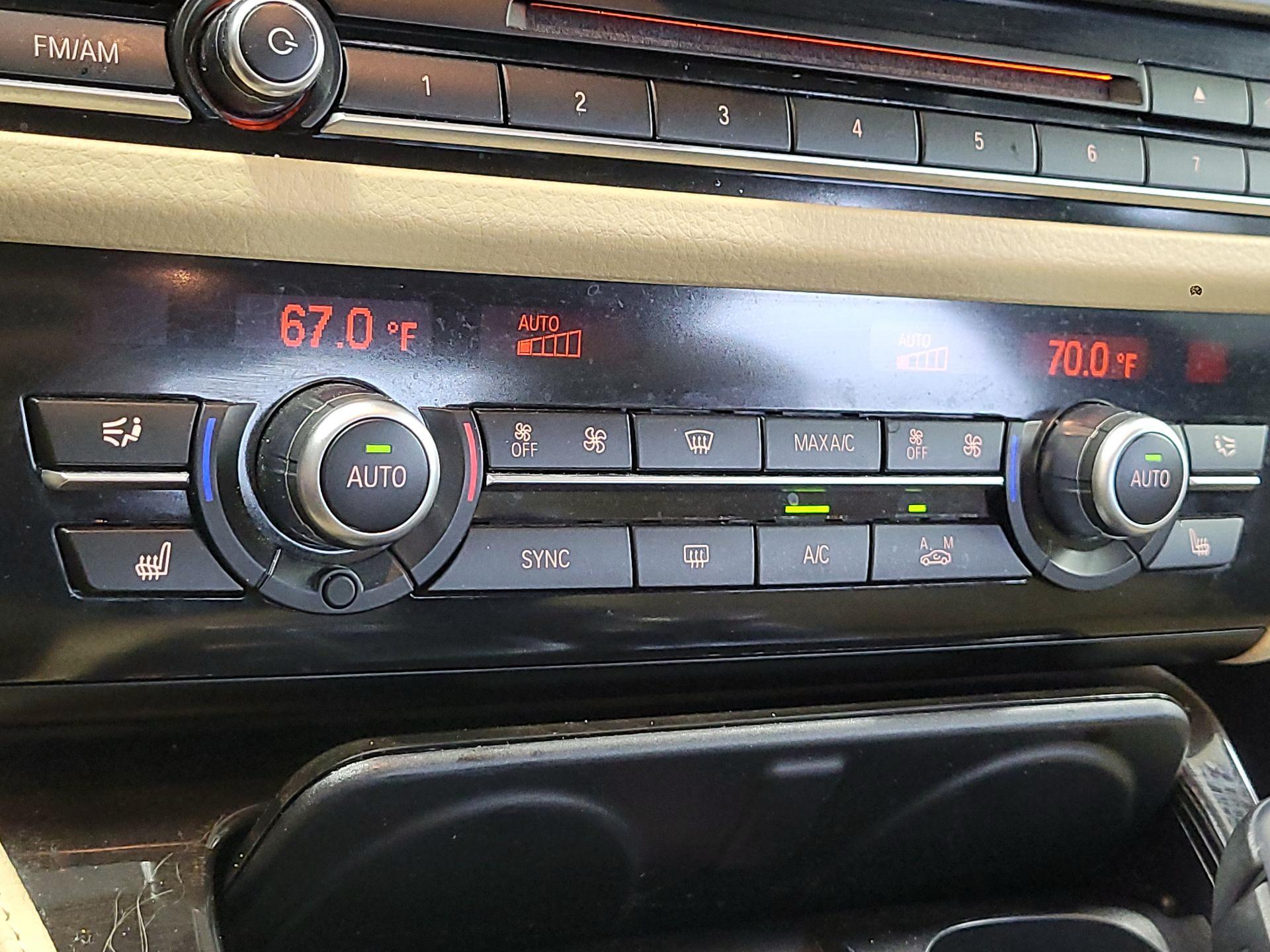 Thumbnail: 2016 BMW 5 Series - 17