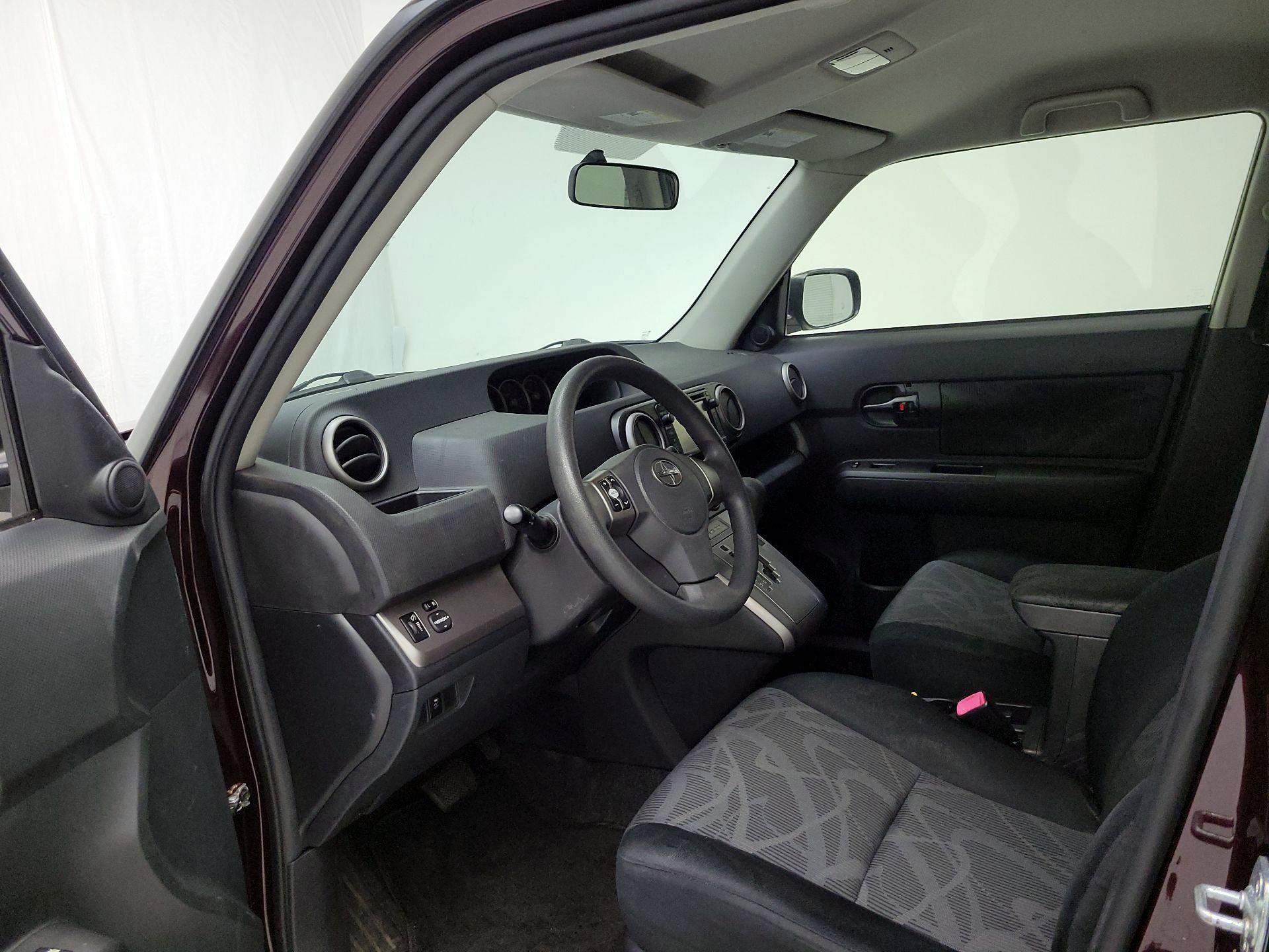 Thumbnail: 2014 Scion xB - 9