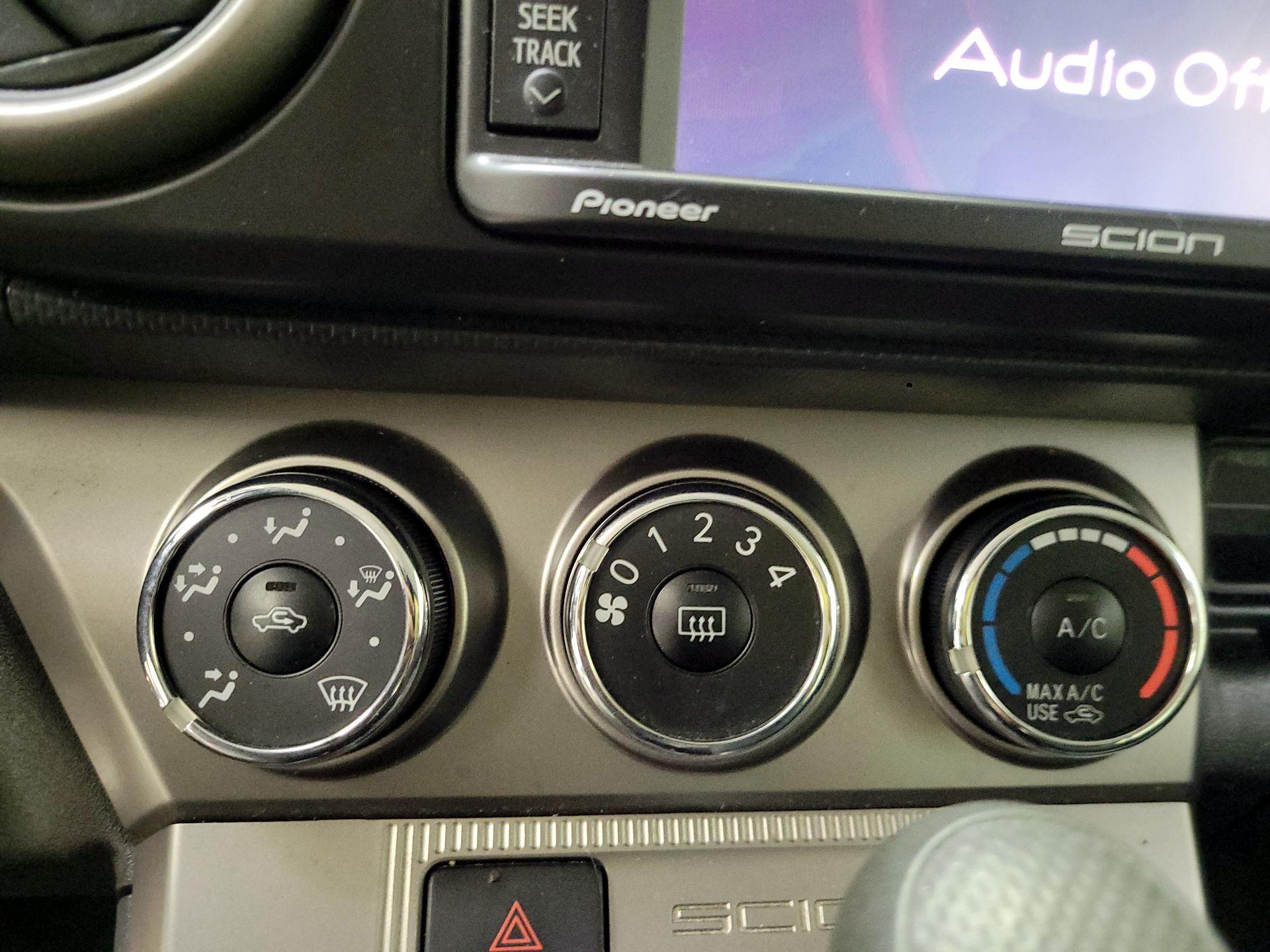 Thumbnail: 2014 Scion xB - 13