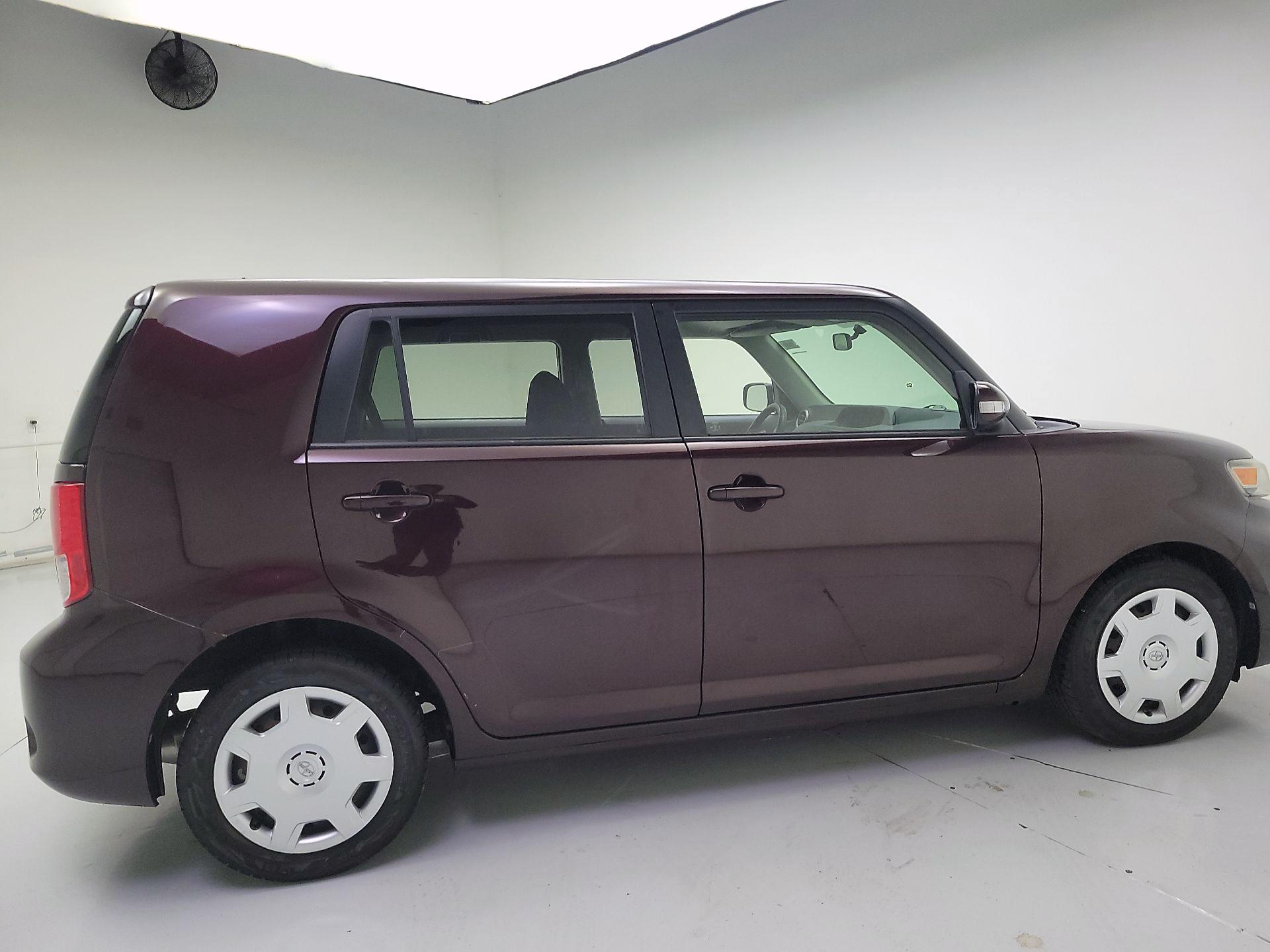 Thumbnail: 2014 Scion xB - 4