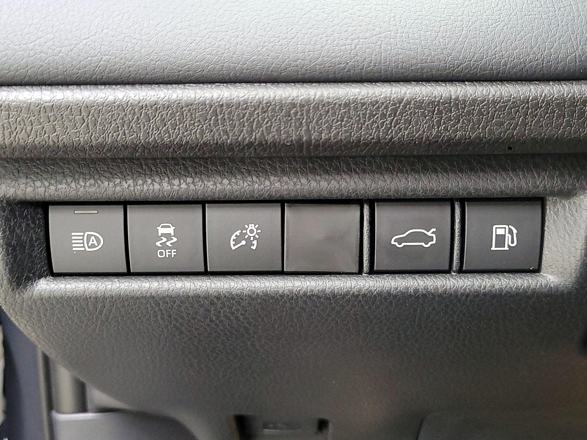 Thumbnail: 2026 Toyota Camry - 13