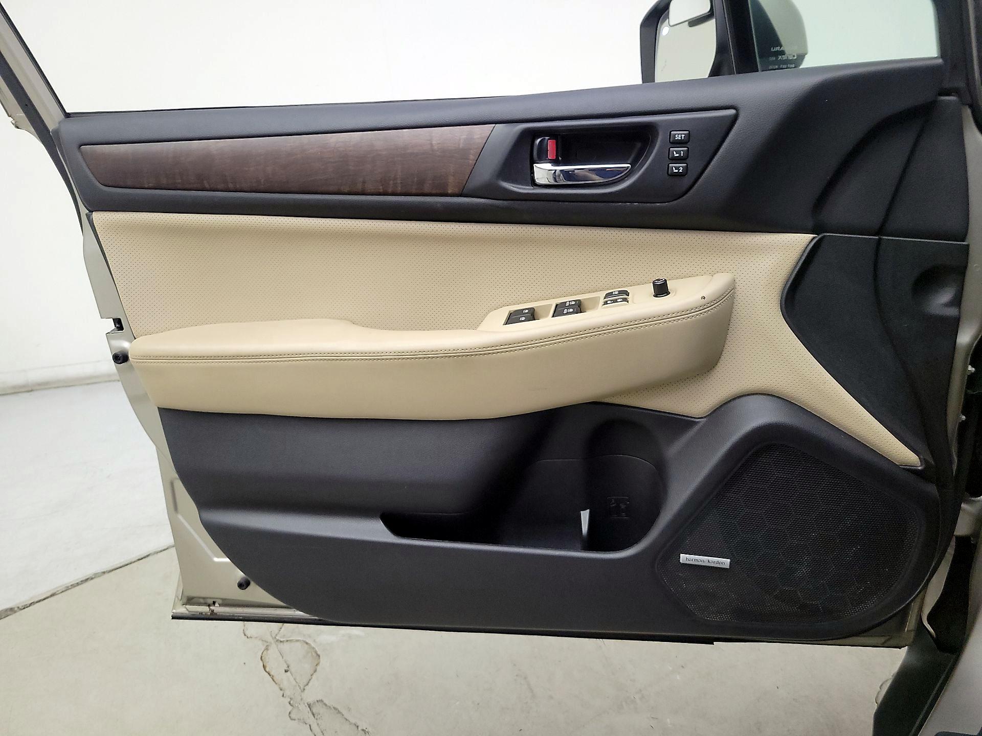 Thumbnail: 2016 Subaru Outback - 12