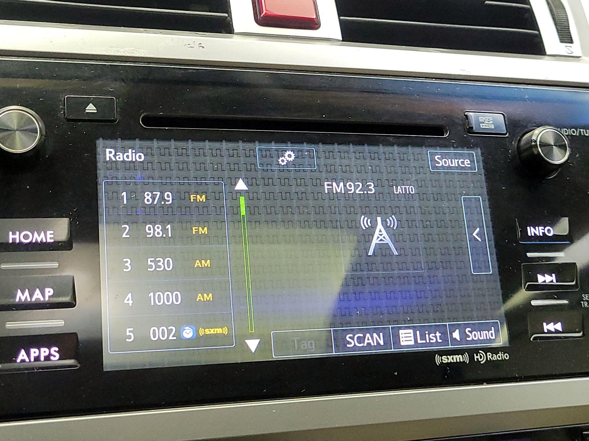 Thumbnail: 2016 Subaru Outback - 16