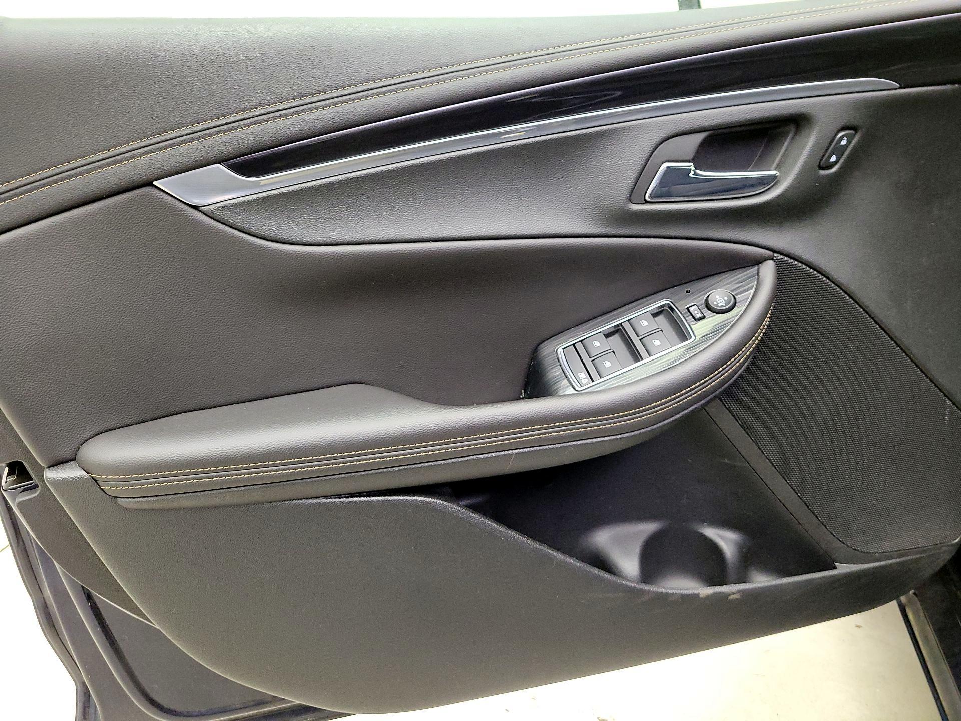 Thumbnail: 2017 Chevrolet Impala - 12